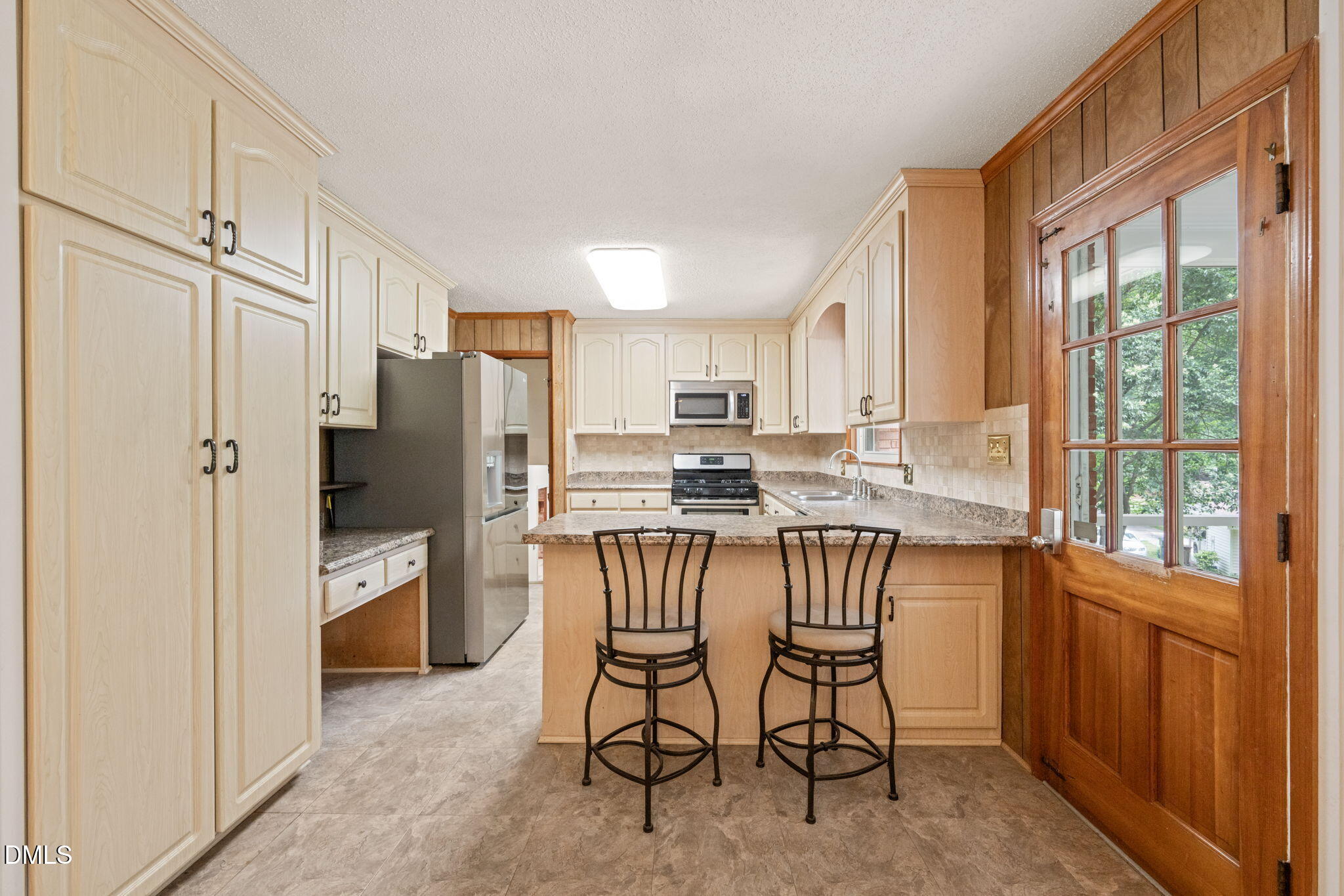 1103 Warren Avenue Property Photo 19