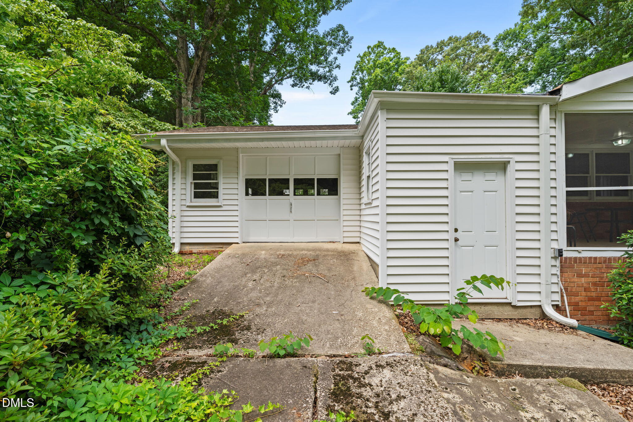 1103 Warren Avenue Property Photo 43