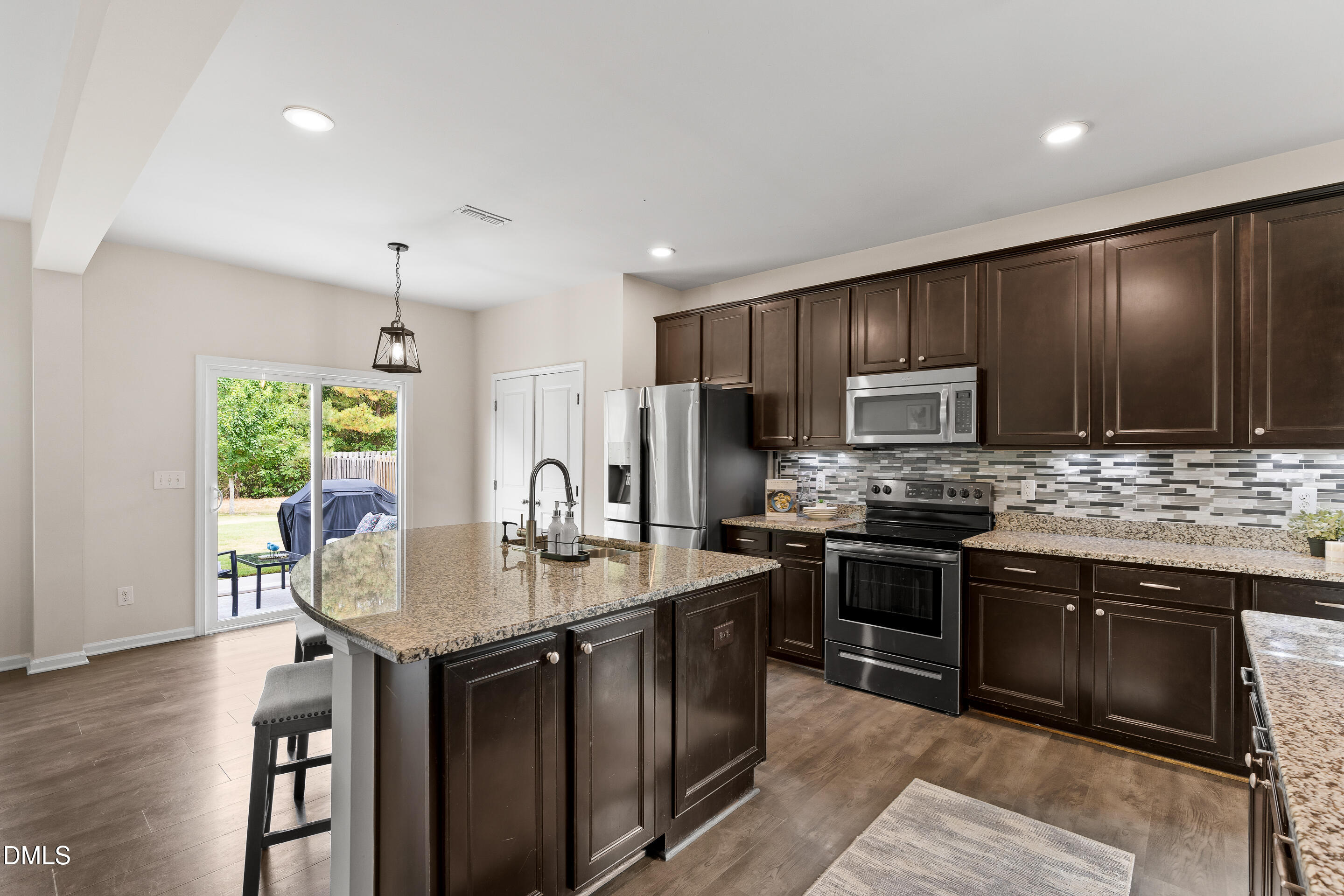 407 Pacific Heights Road Property Photo 18