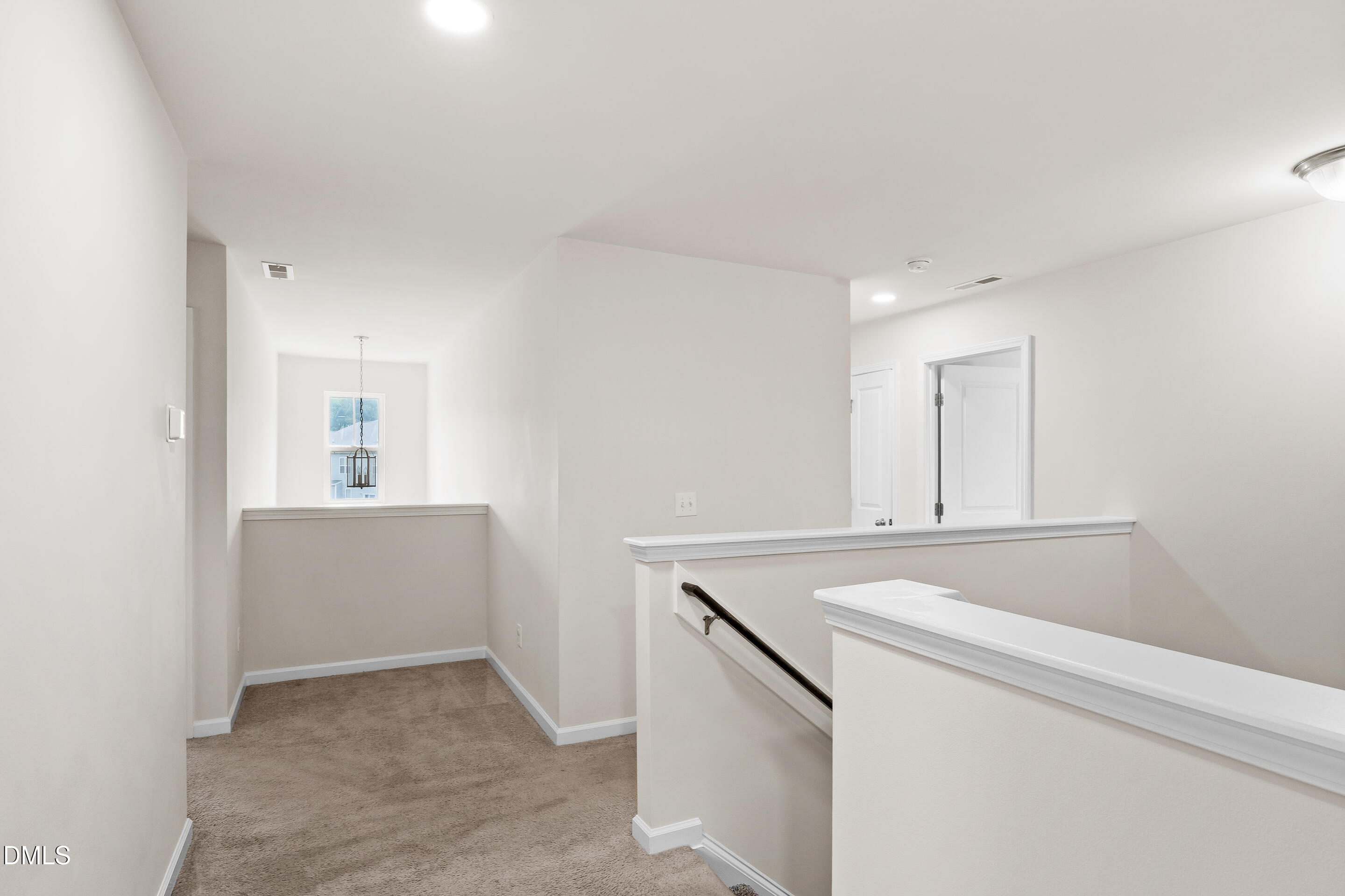 407 Pacific Heights Road Property Photo 25