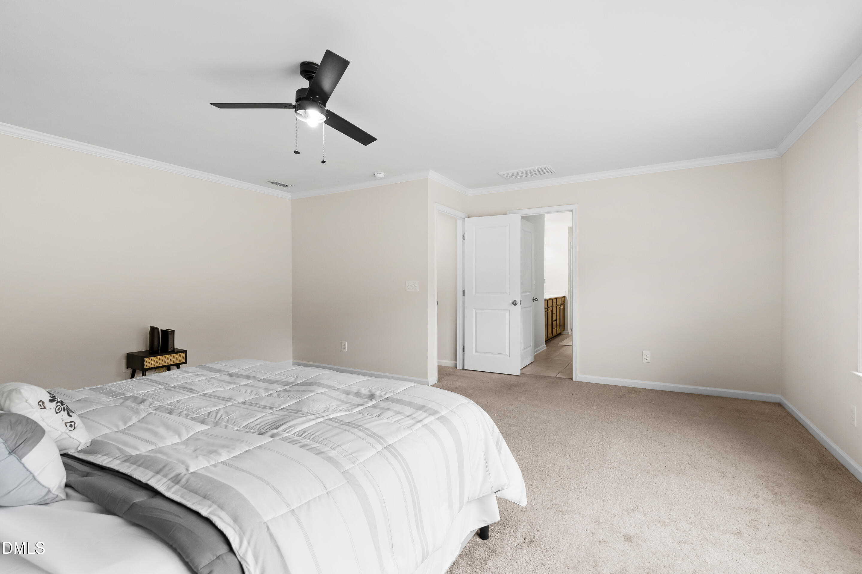 407 Pacific Heights Road Property Photo 28
