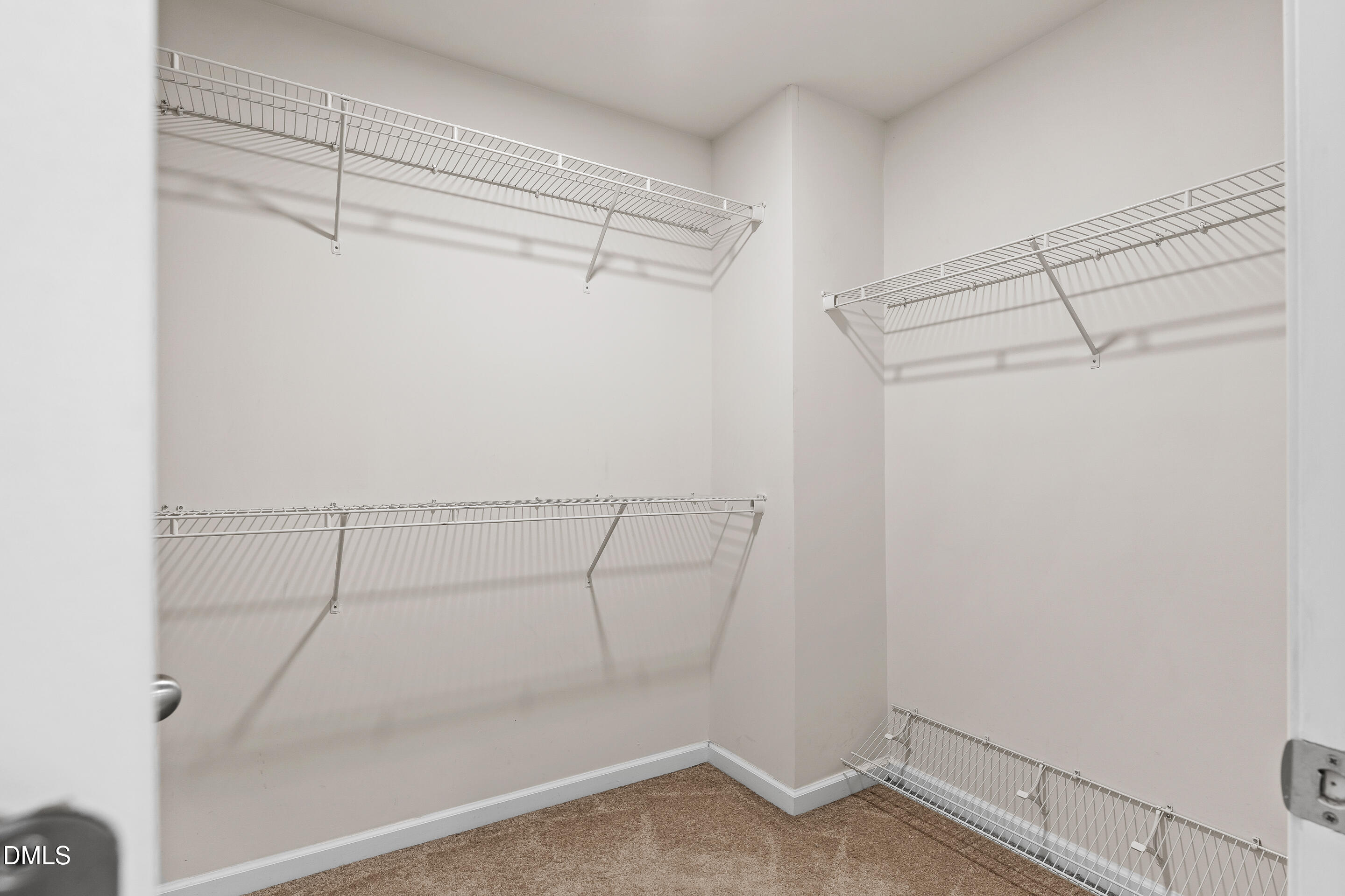 407 Pacific Heights Road Property Photo 33