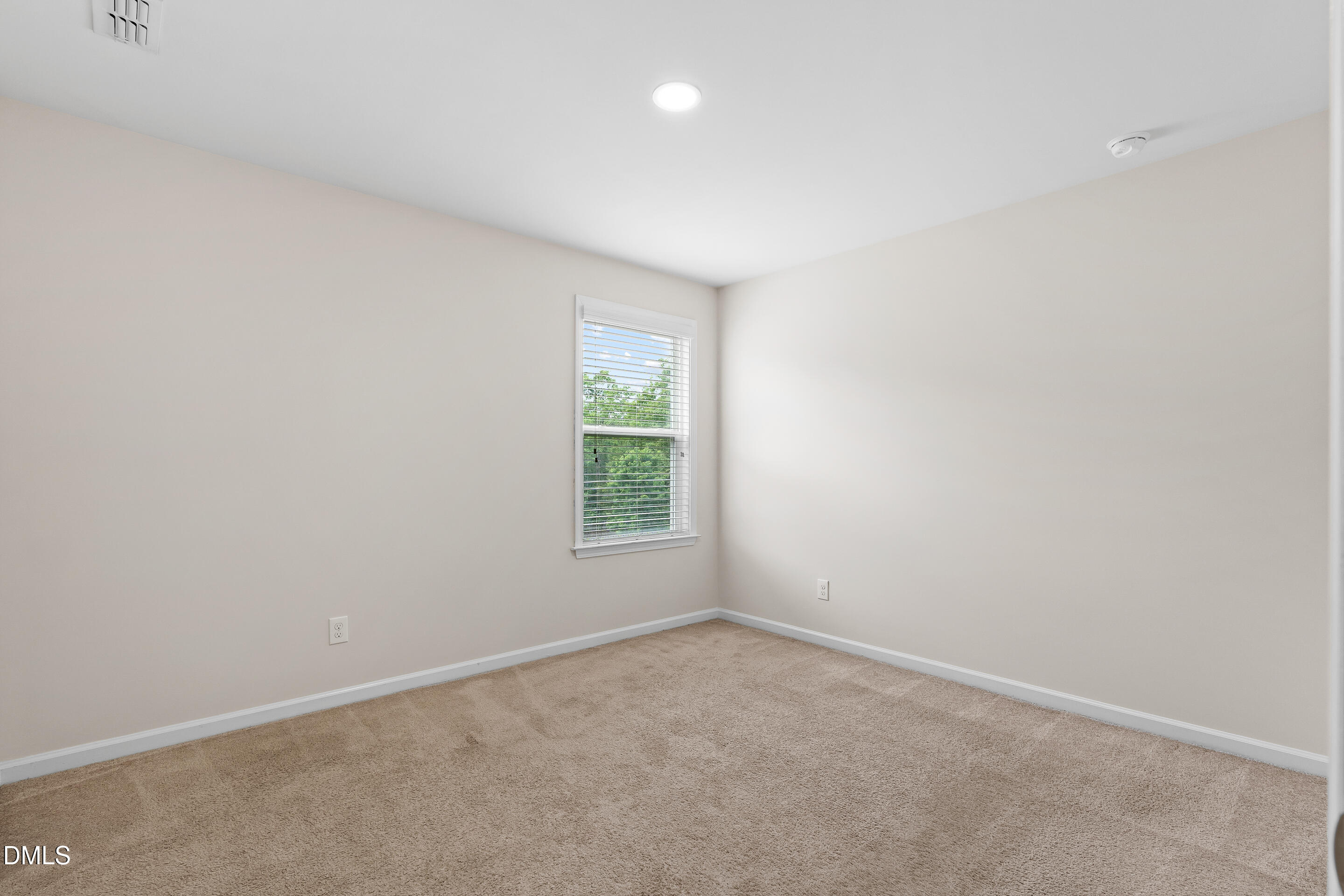 407 Pacific Heights Road Property Photo 36