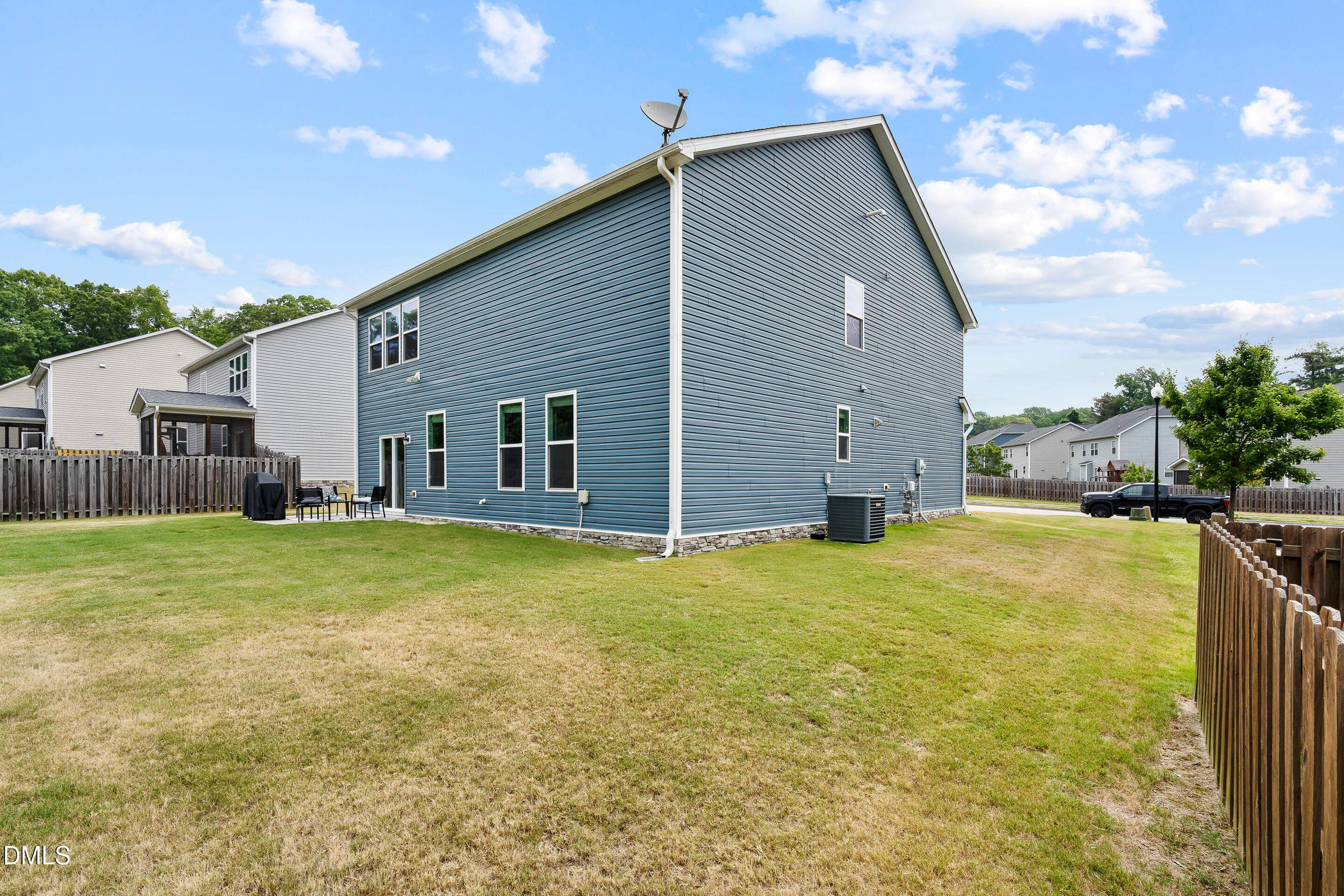 407 Pacific Heights Road Property Photo 40