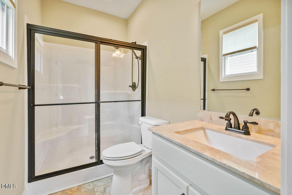 278 Bella Square Property Photo 23
