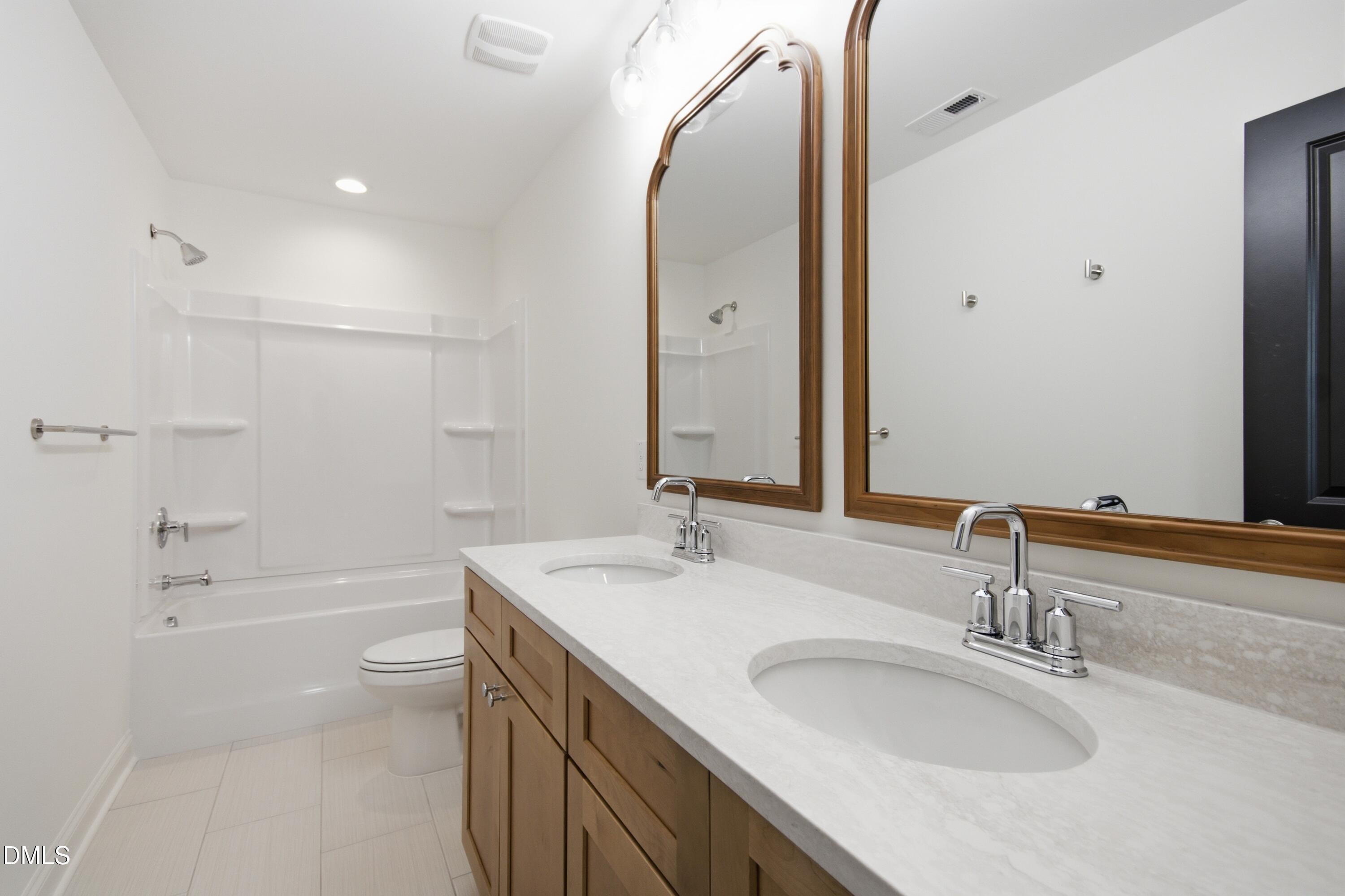 85 Mia Bello Court Property Photo 25