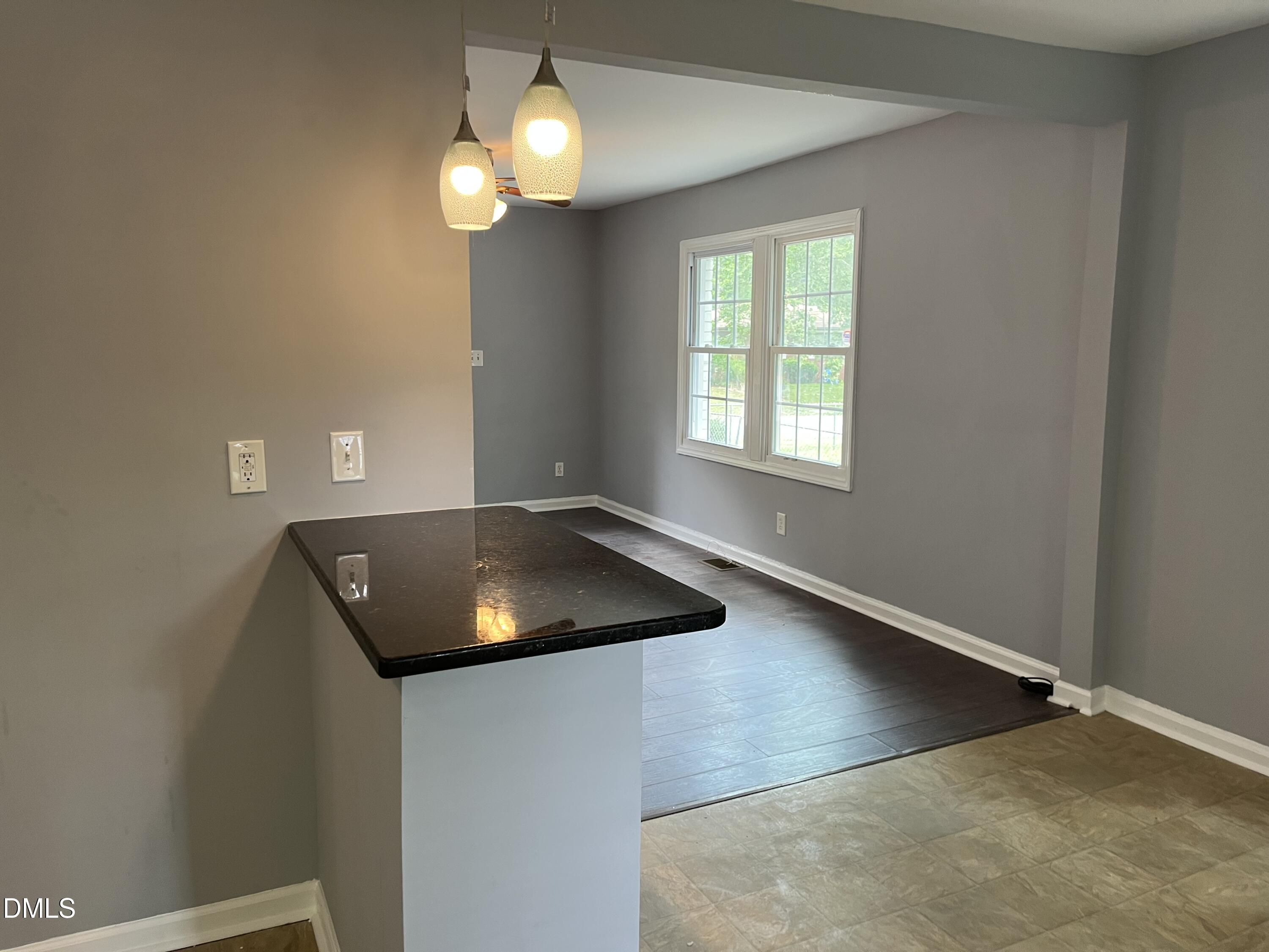 2308 Shannon Street Property Photo 4