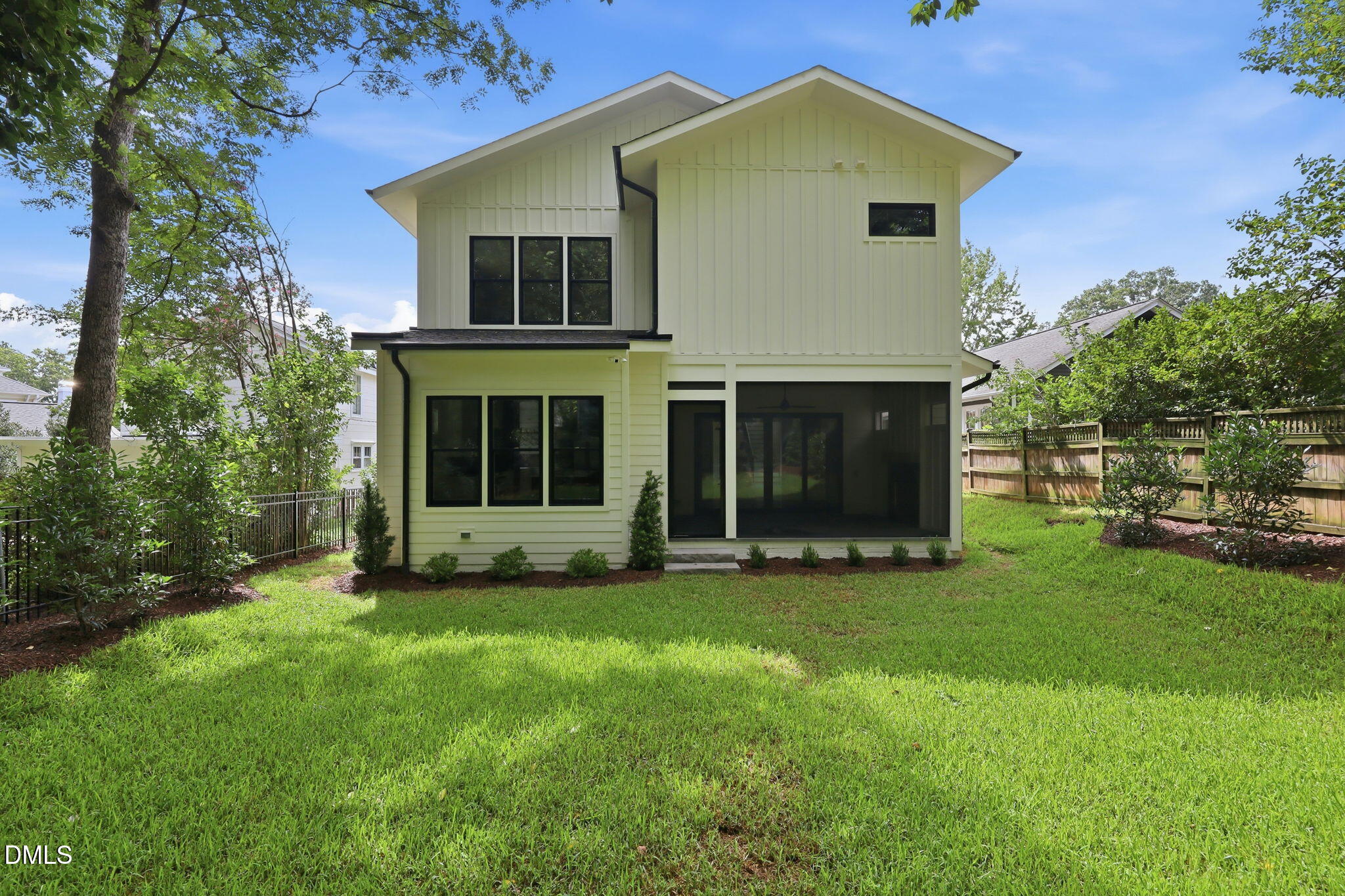 316 Perry Street Property Photo 60