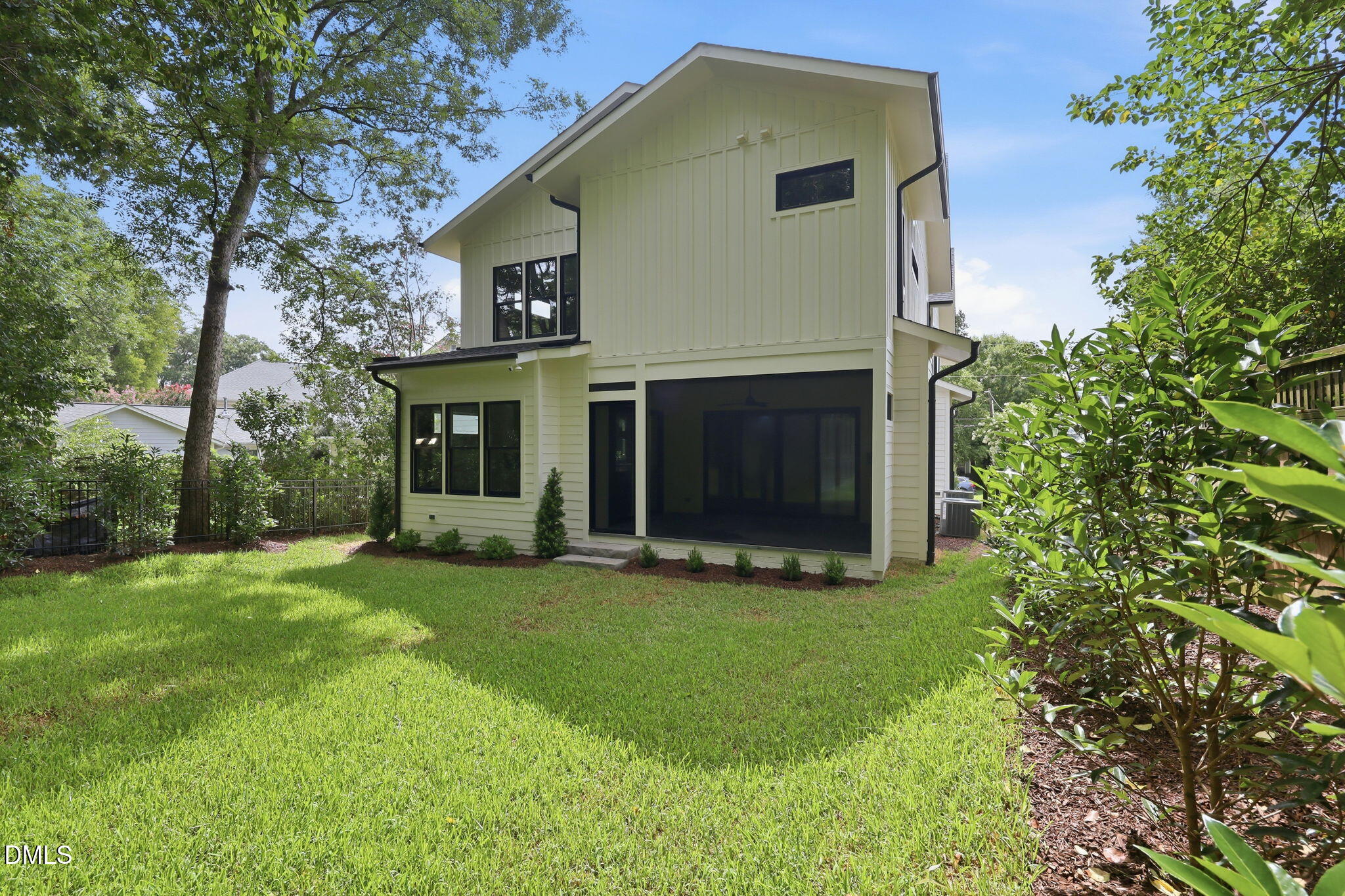 316 Perry Street Property Photo 61