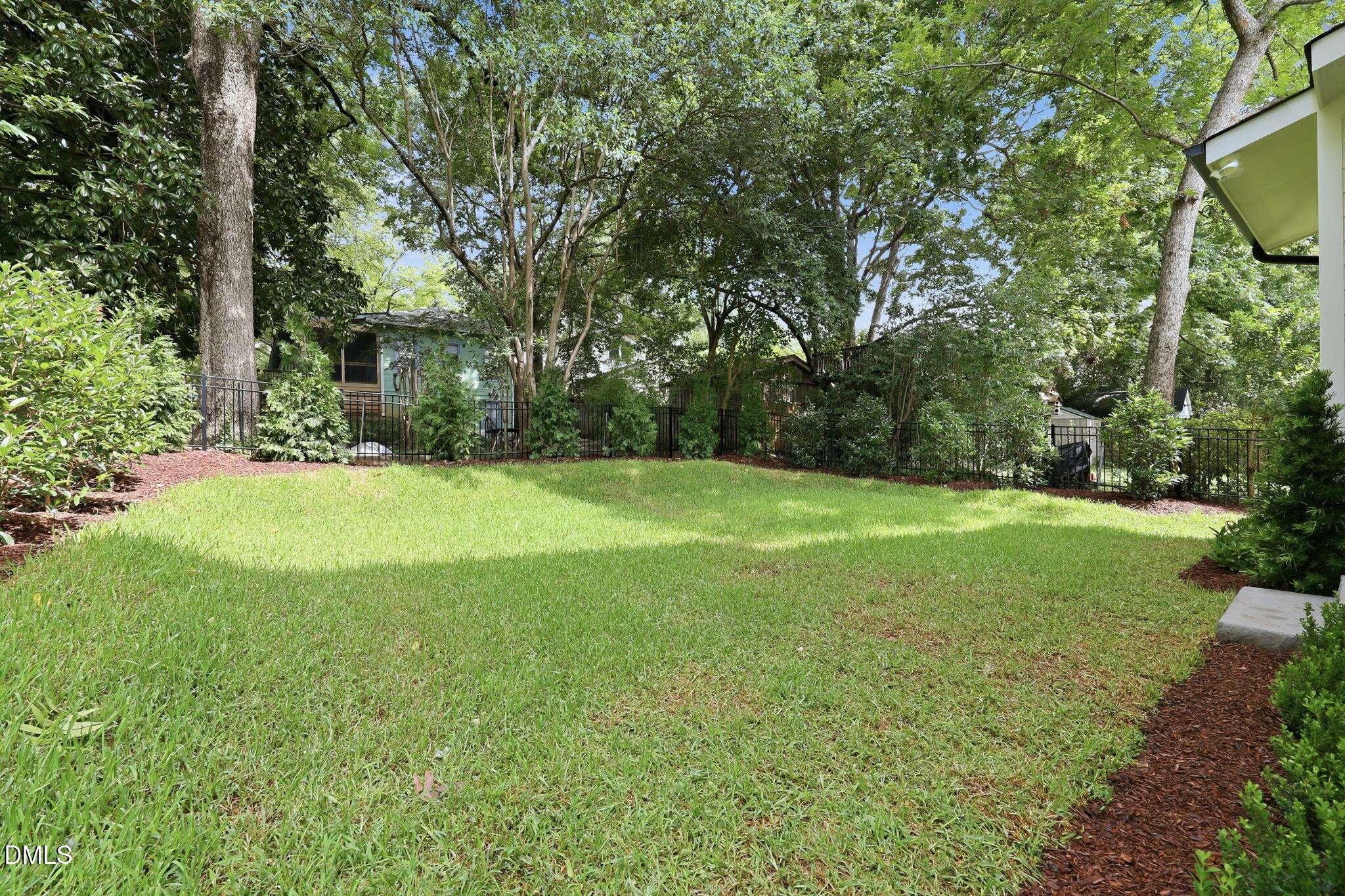 316 Perry Street Property Photo 63
