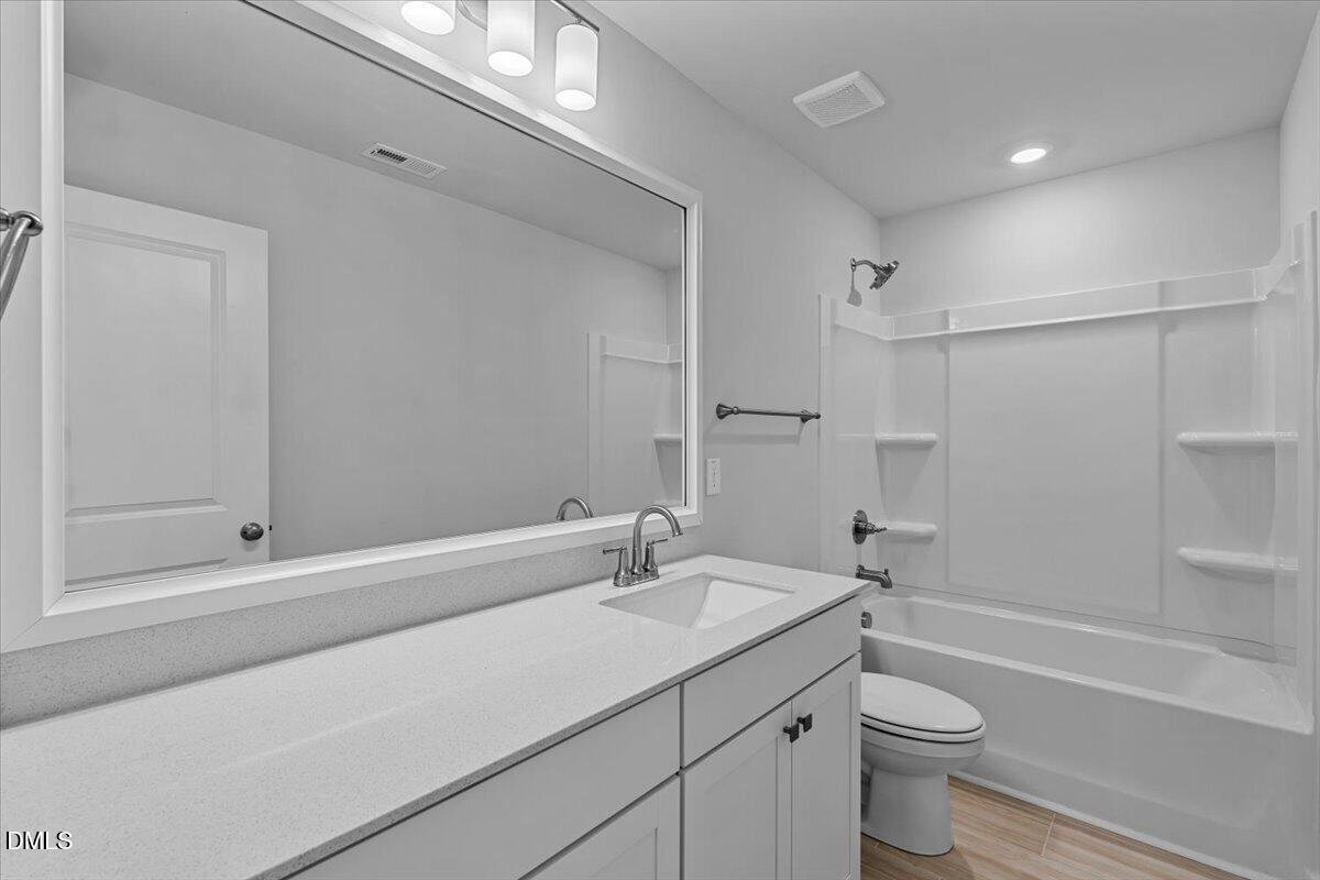 2133 Channel Street Property Photo 27