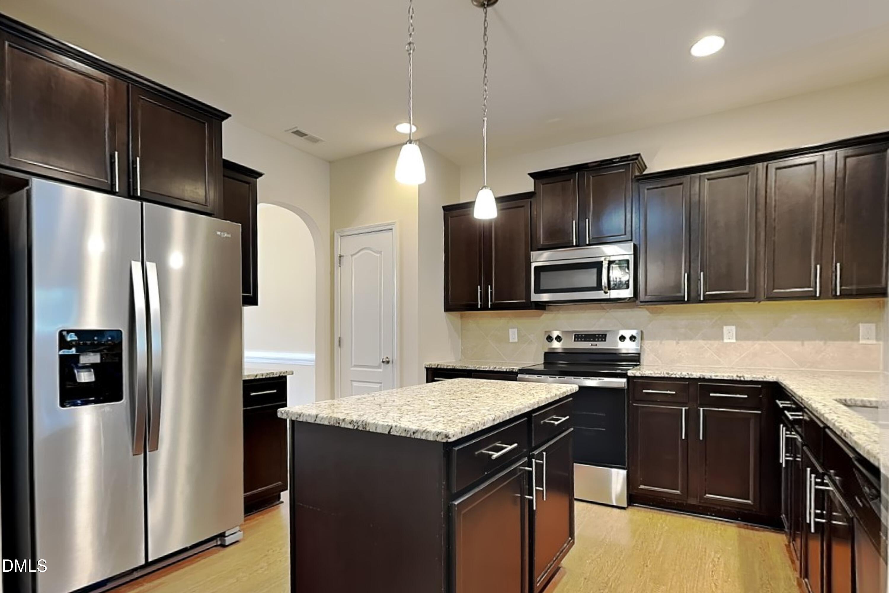 265 Marsh Creek Drive Property Photo 2