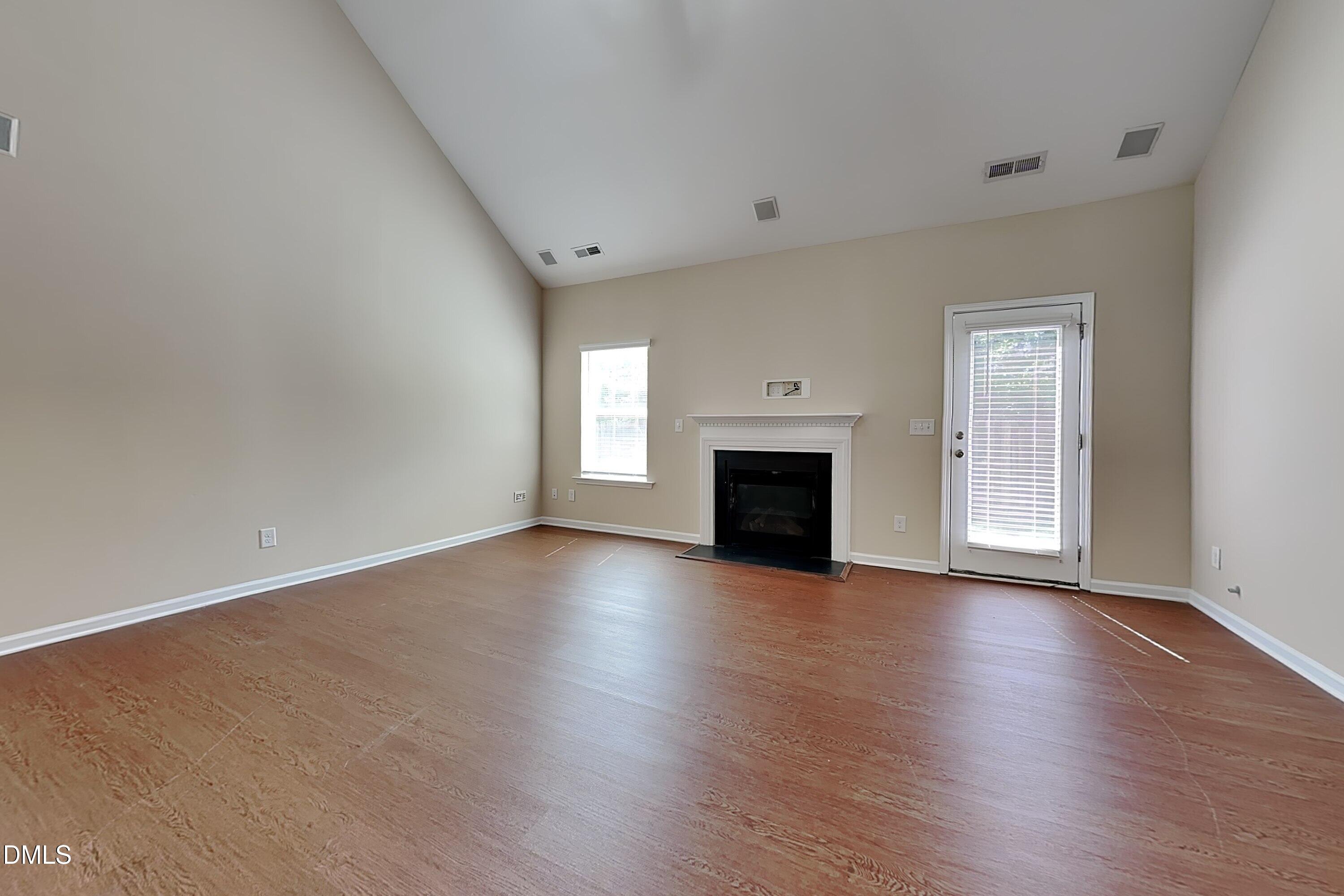265 Marsh Creek Drive Property Photo 3