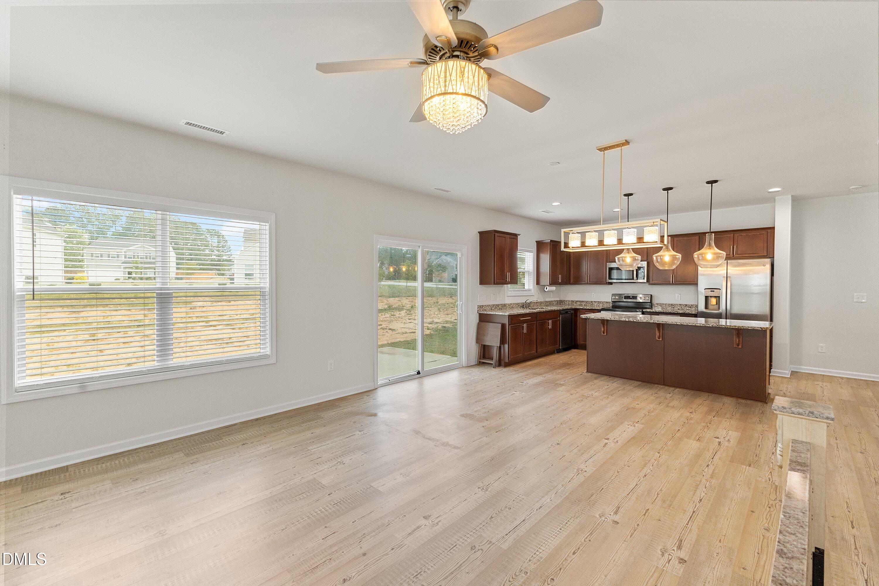 10 Forest Meadow Lane Property Photo 8