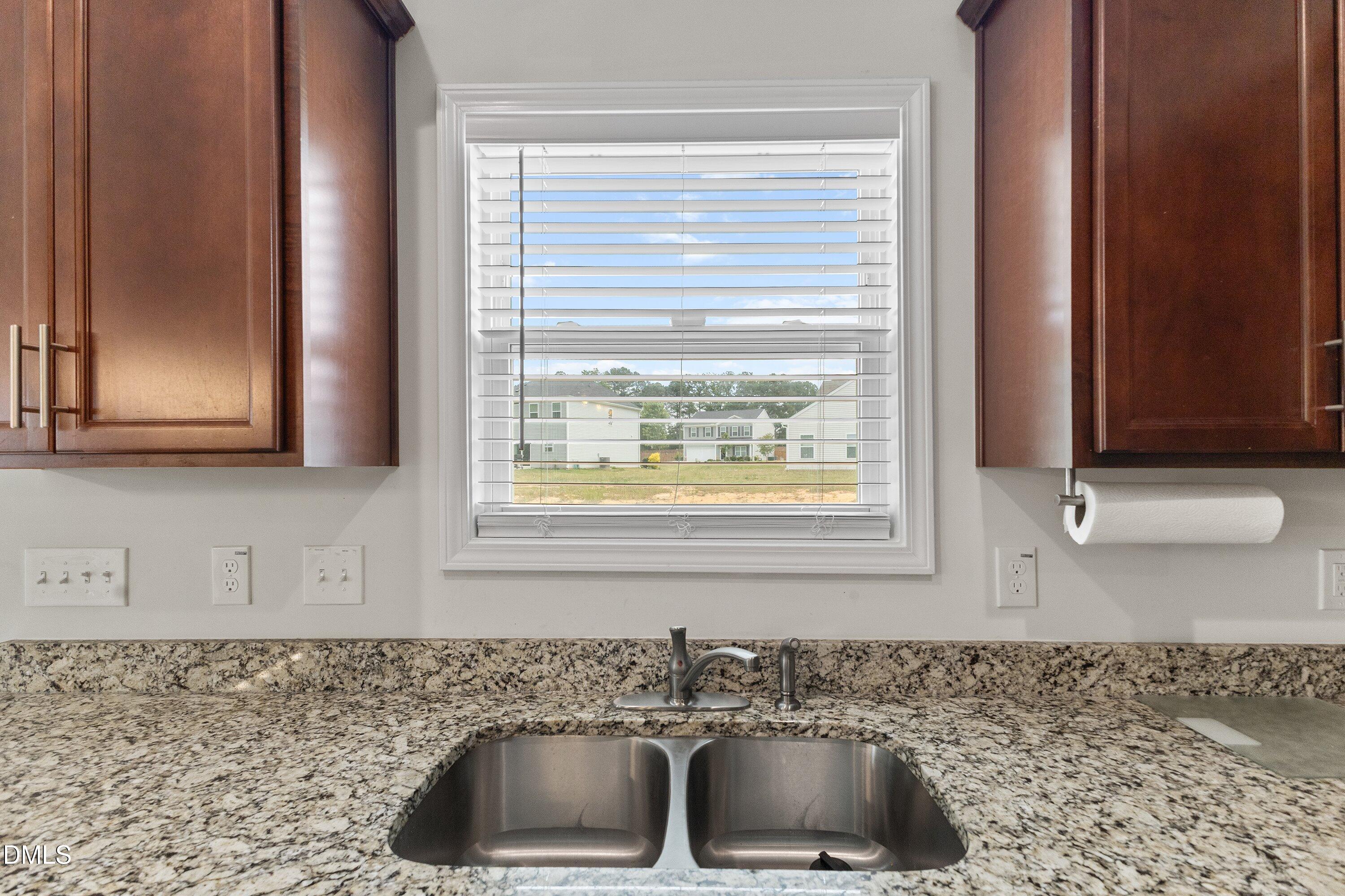10 Forest Meadow Lane Property Photo 12