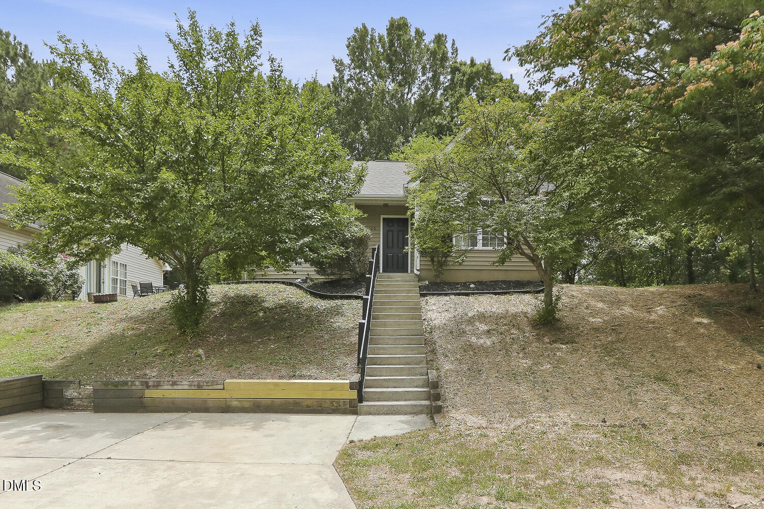 620 Piper Street Property Photo 1