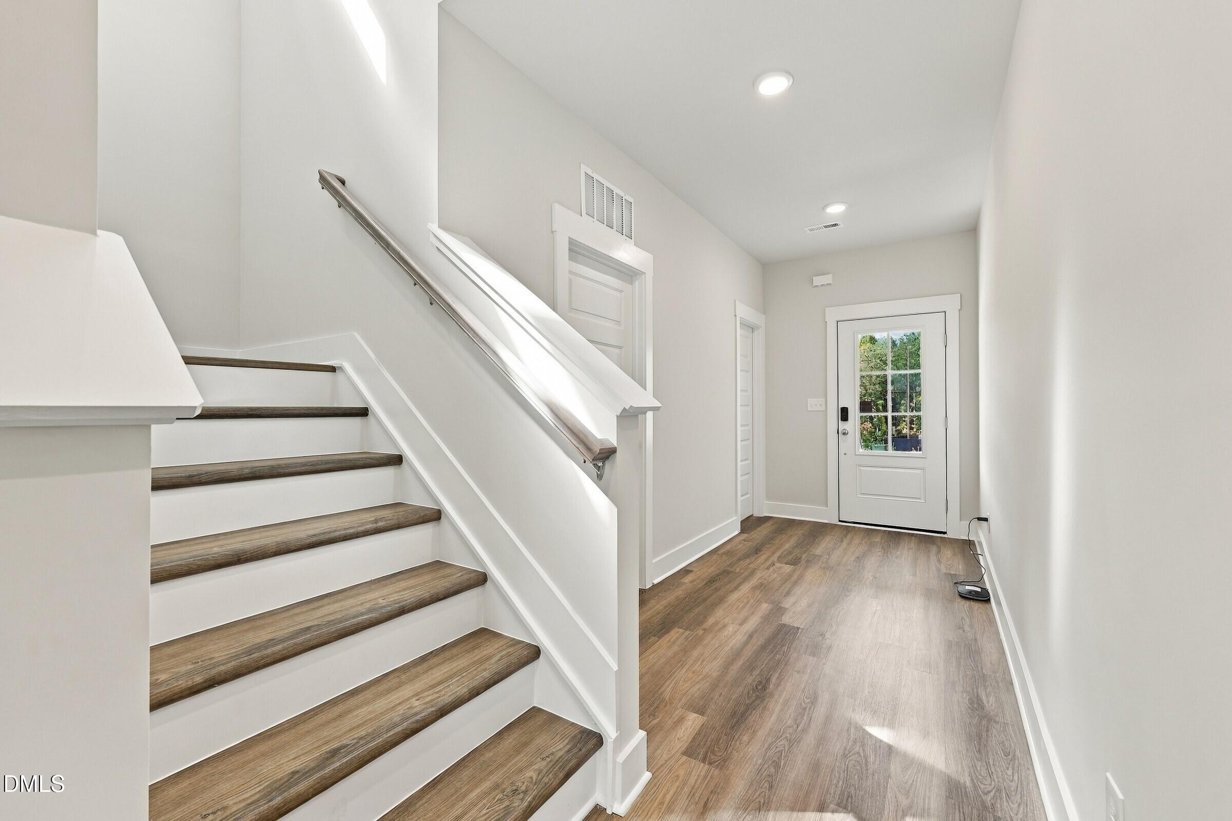 760 Lunar Light Drive Property Photo 3