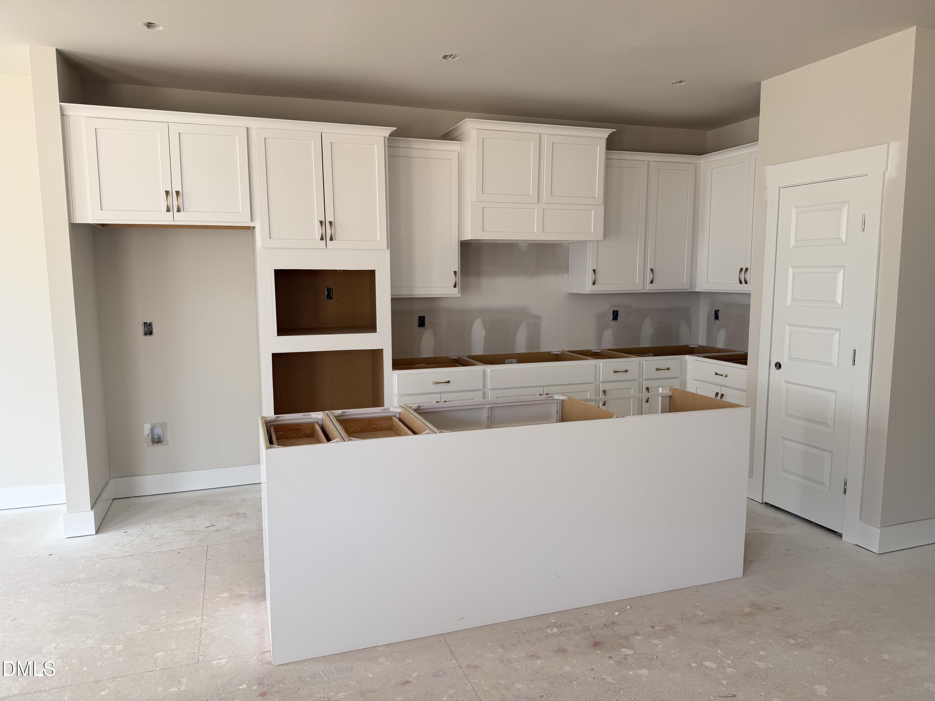 760 Lunar Light Drive Property Photo 4