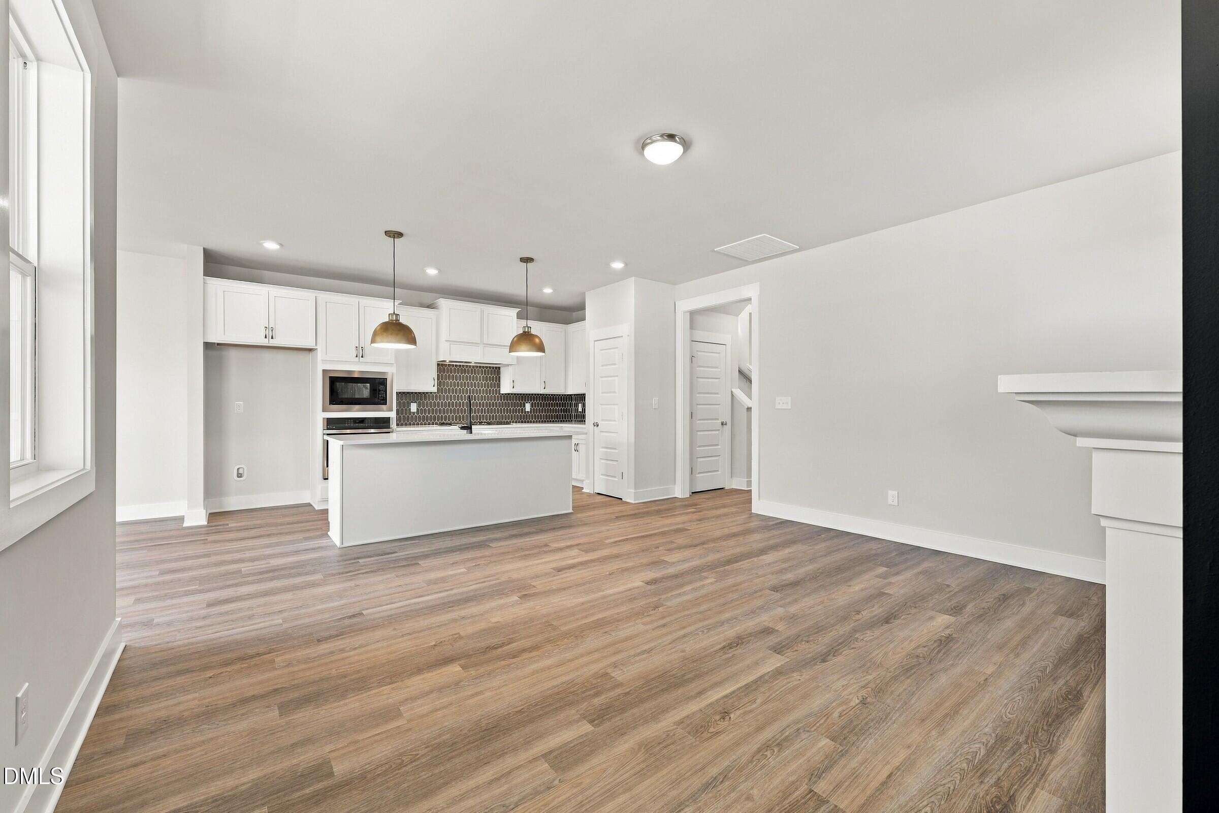 760 Lunar Light Drive Property Photo 9