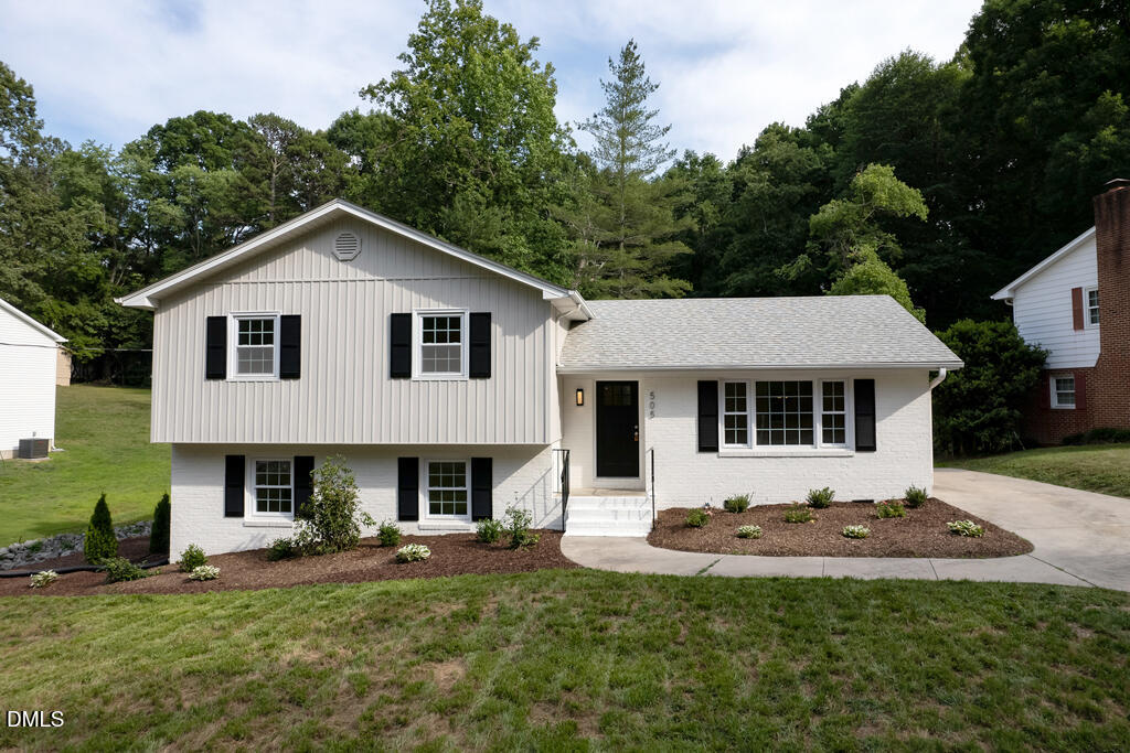 505 Forest Road Property Photo 1