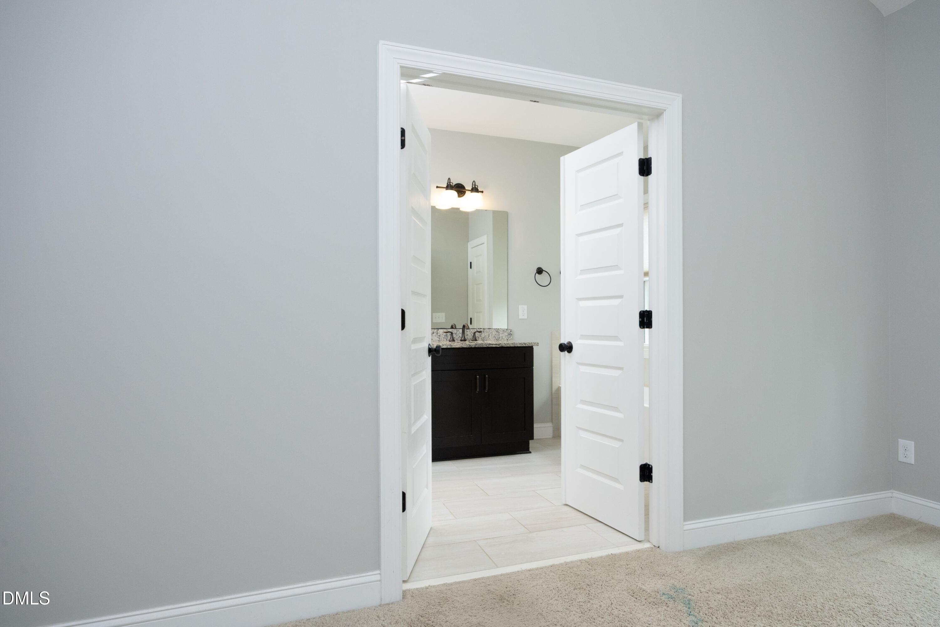 1050 Residents Club Drive Property Photo 19
