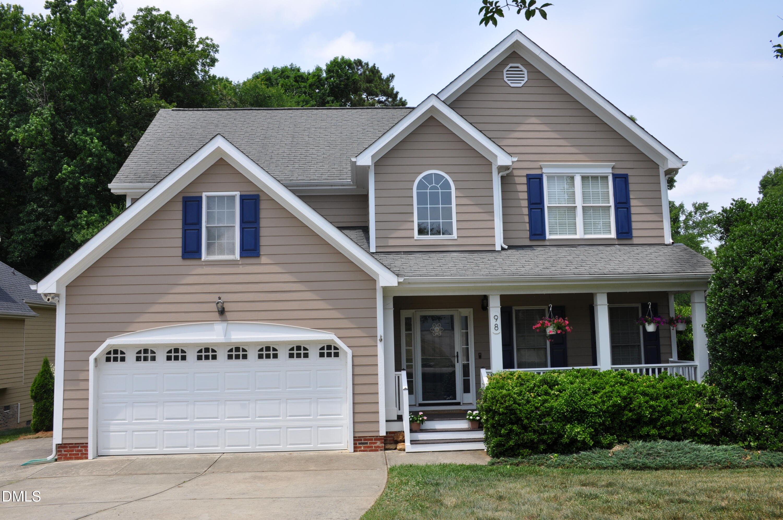 98 Bridle Path Property Photo 1