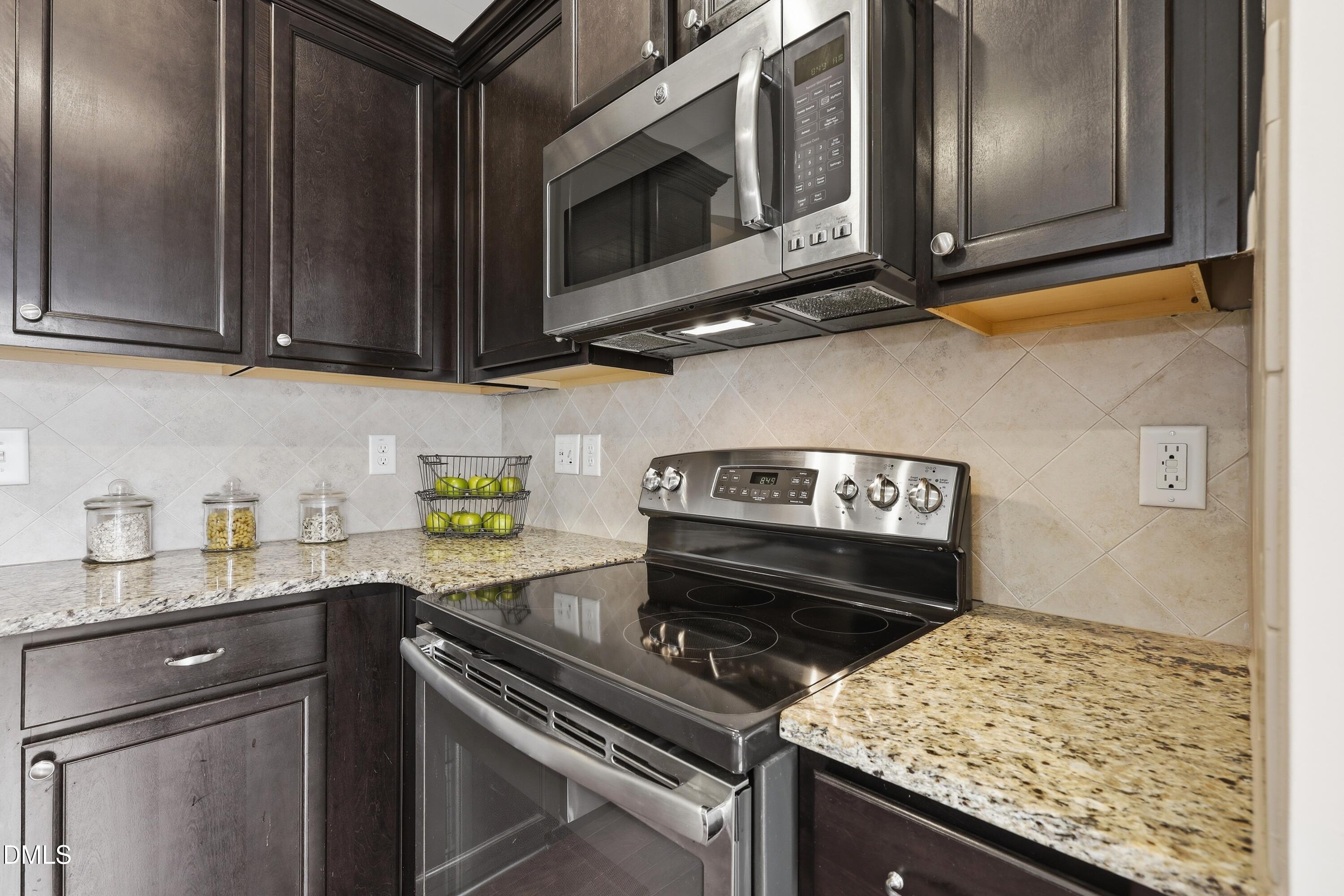 1005 Ileagnes Road Property Photo 18