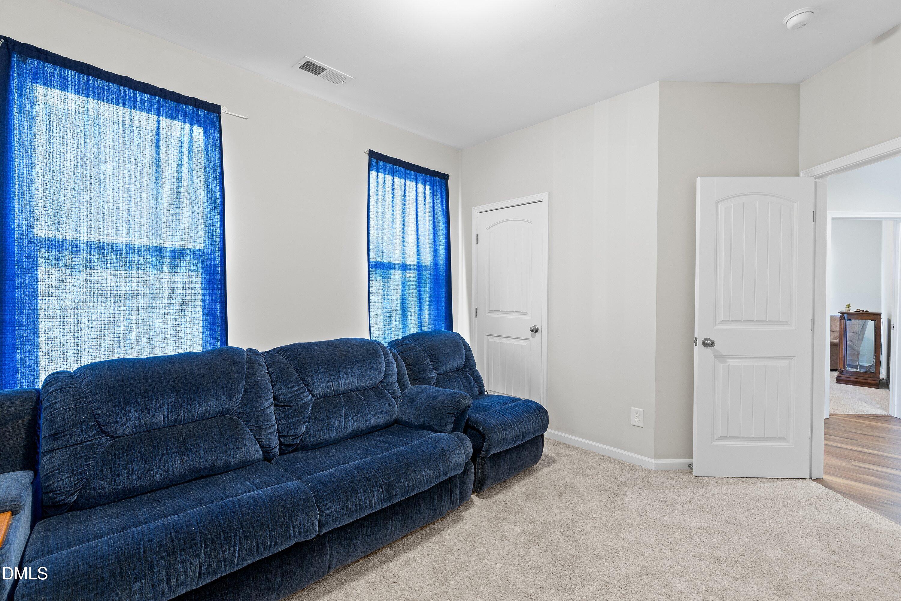 77 Carbone Lane Property Photo 11