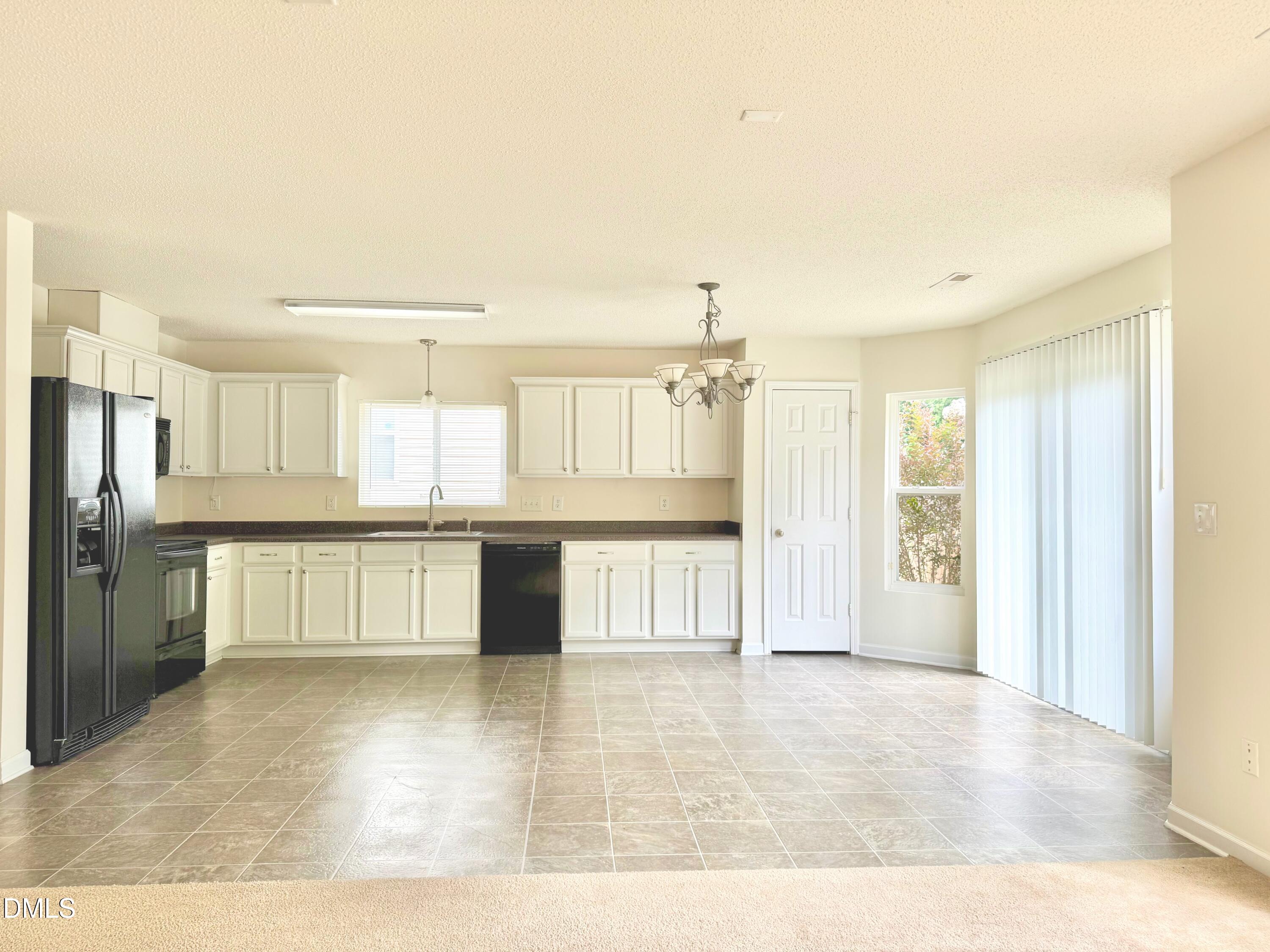 208 Knightwood Drive Property Photo 13