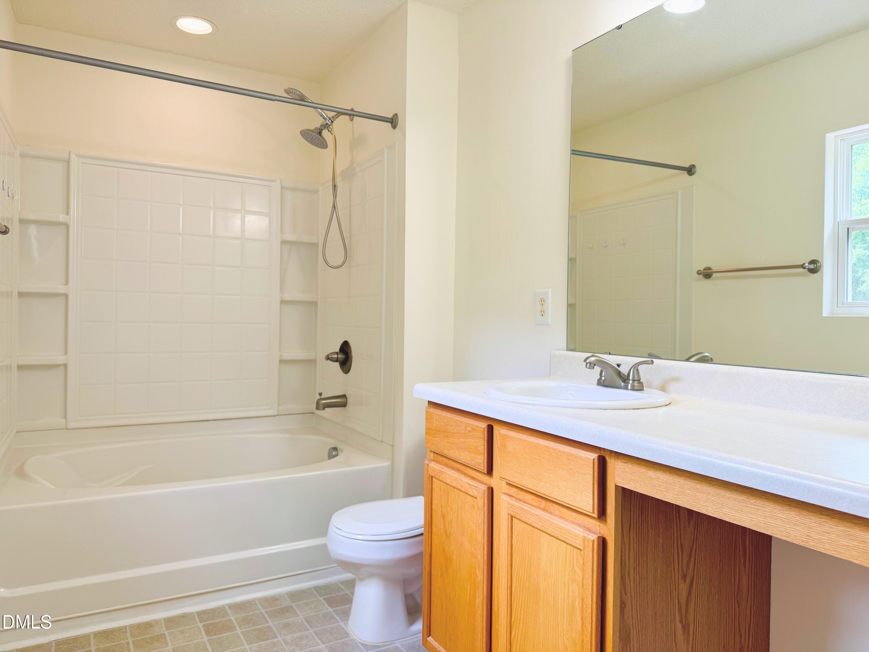208 Knightwood Drive Property Photo 24