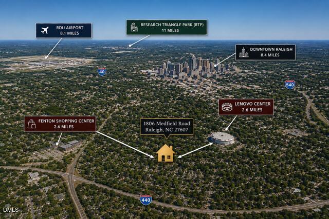 1806 Medfield Road Property Photo 6