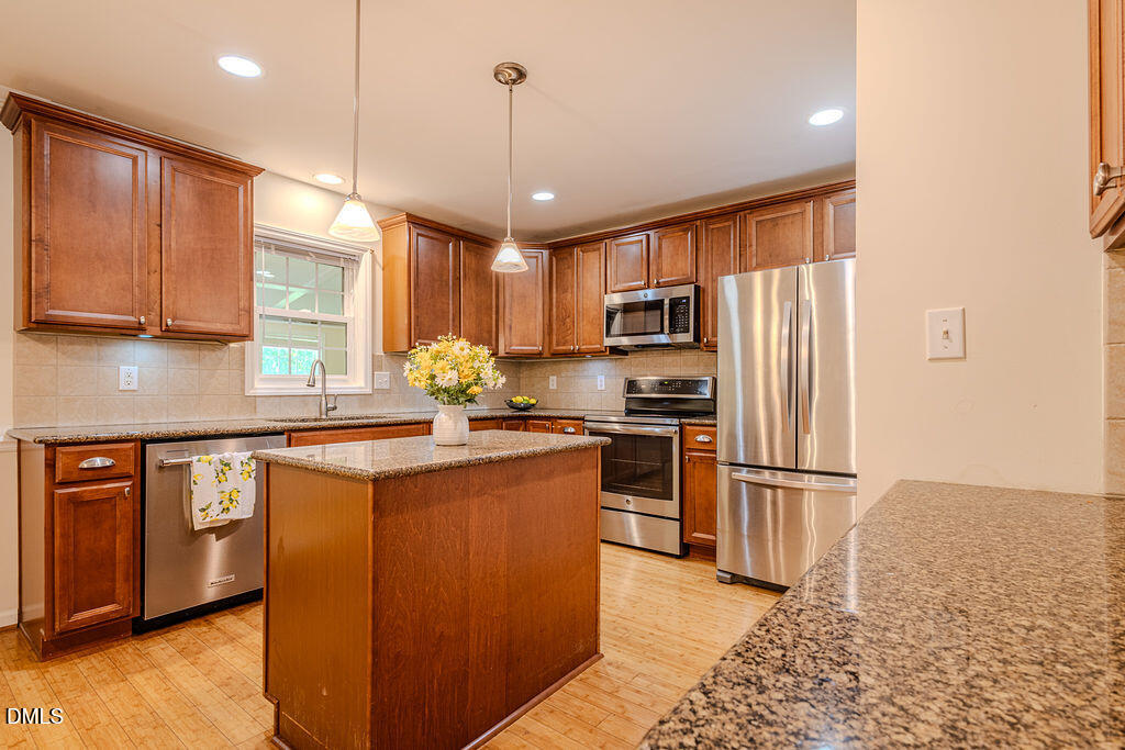 1806 Medfield Road Property Photo 14