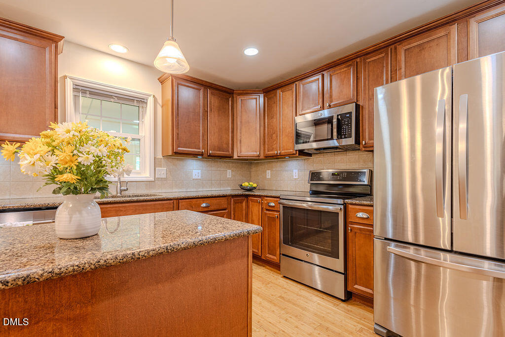 1806 Medfield Road Property Photo 14