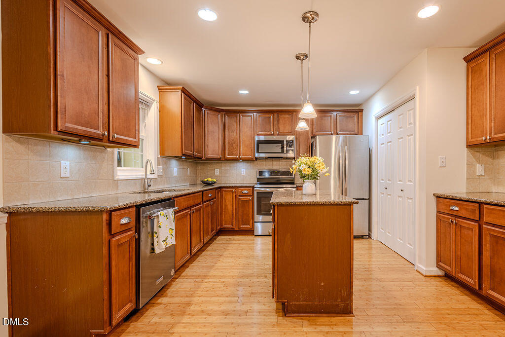 1806 Medfield Road Property Photo 15