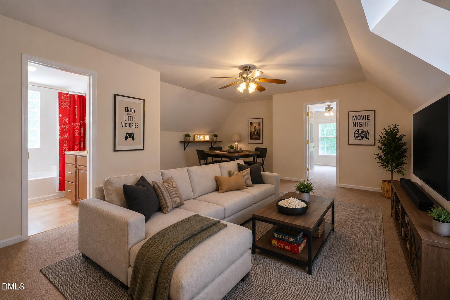 1806 Medfield Road Property Photo 30