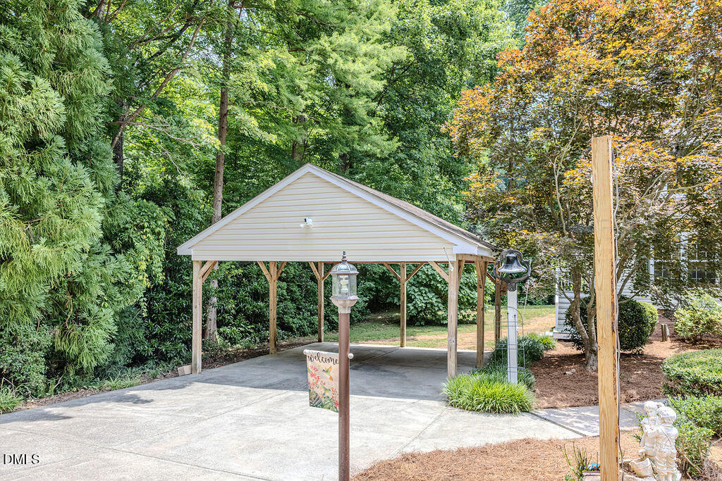 1806 Medfield Road Property Photo 39