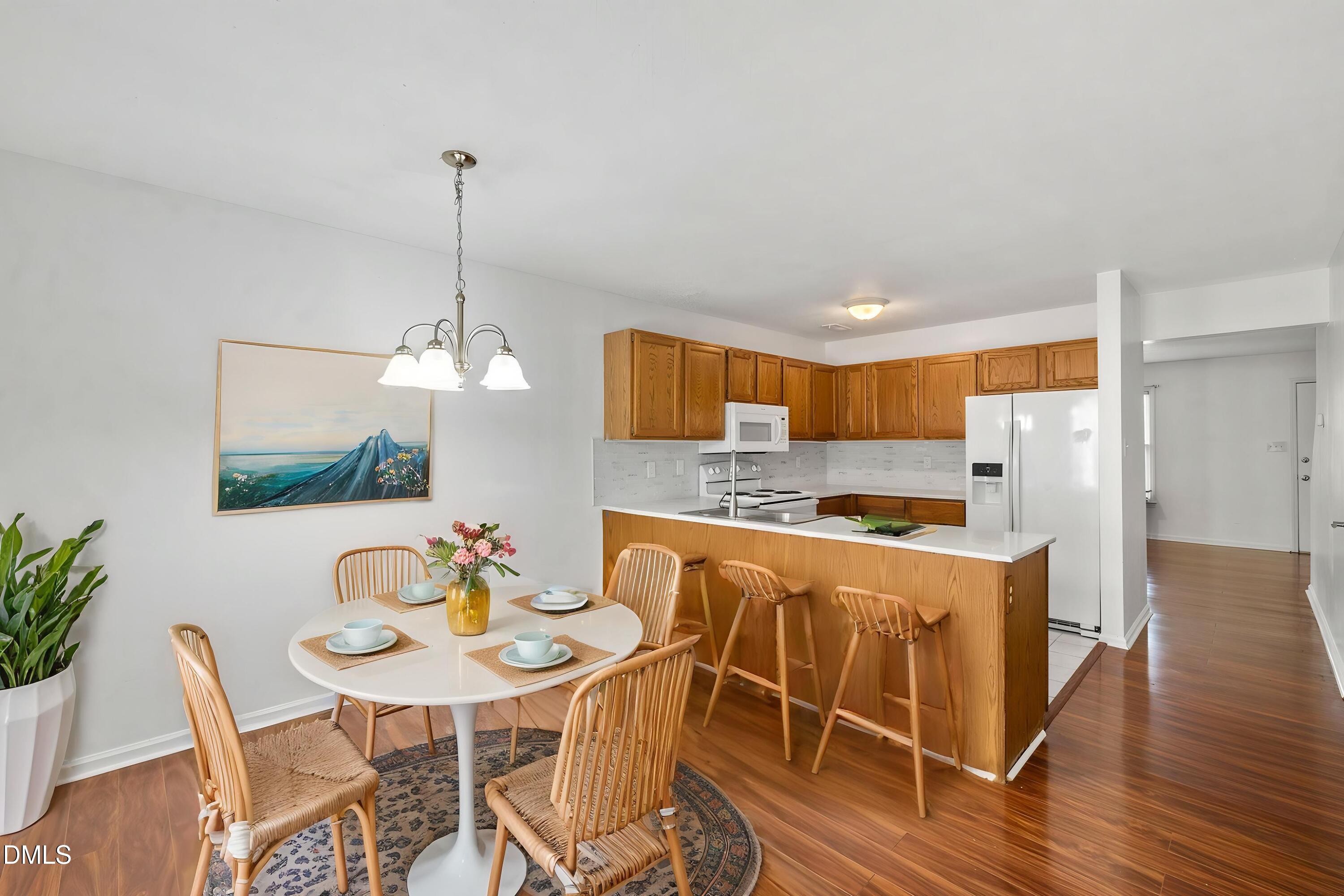28 Riverwalk Terrace Property Photo 2