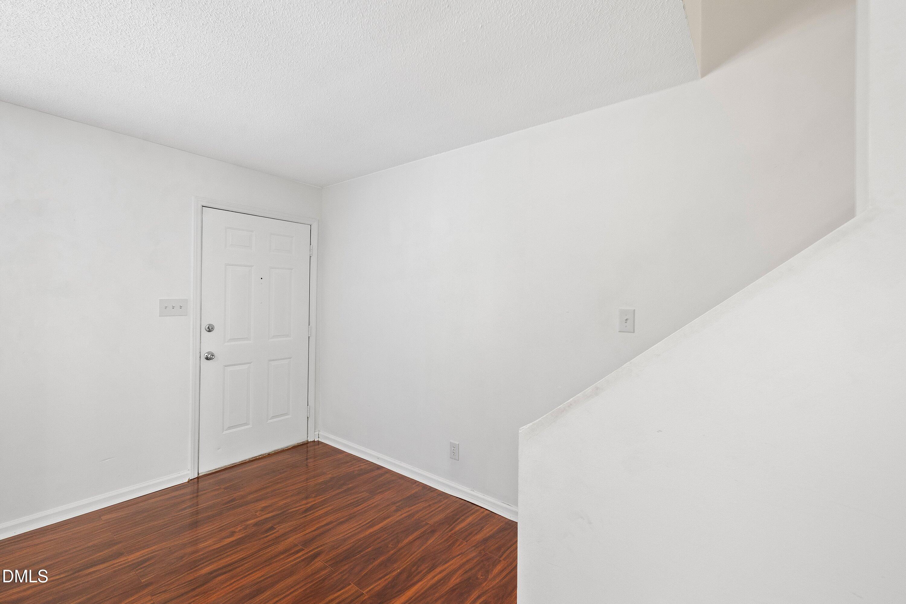 28 Riverwalk Terrace Property Photo 18