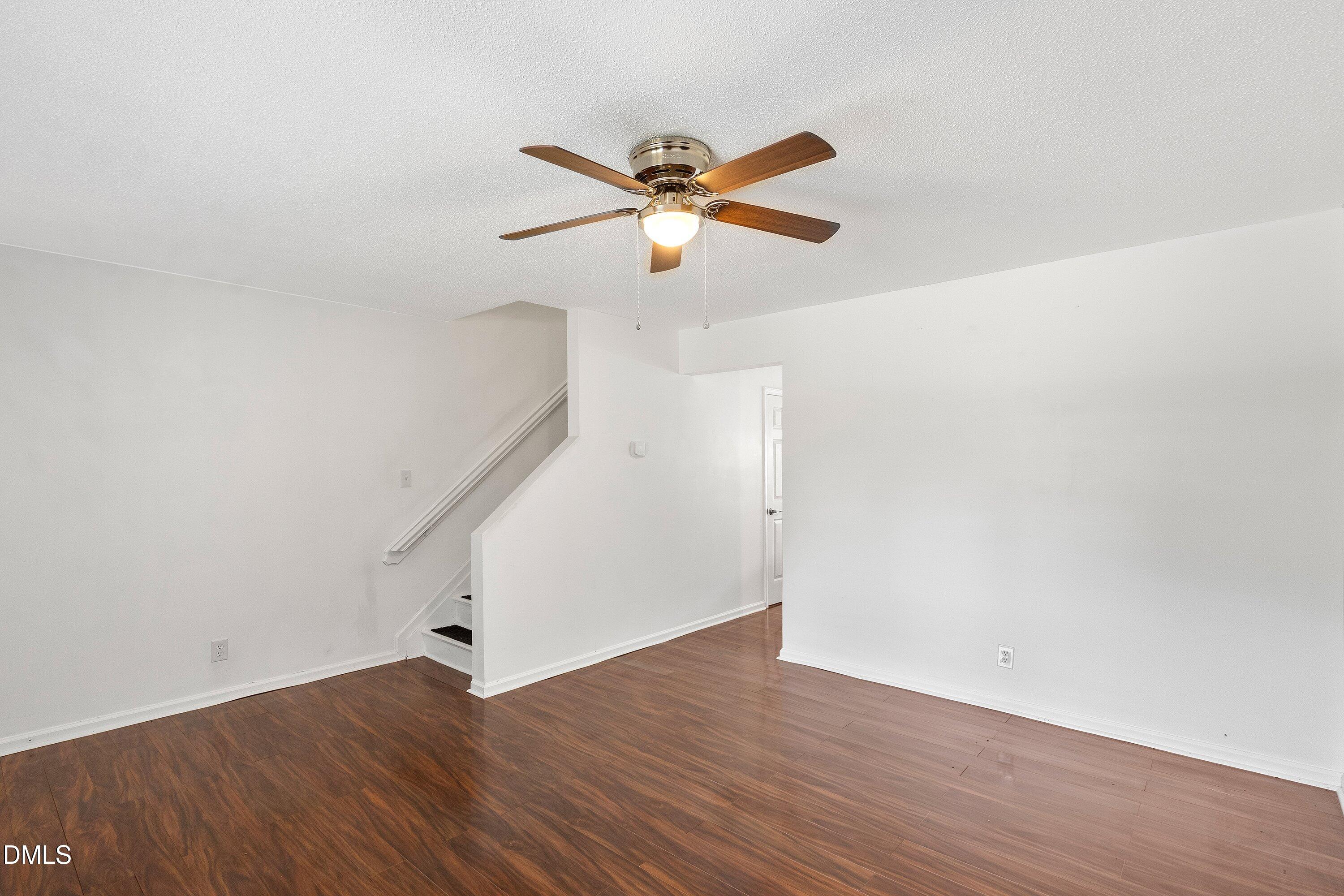 28 Riverwalk Terrace Property Photo 21
