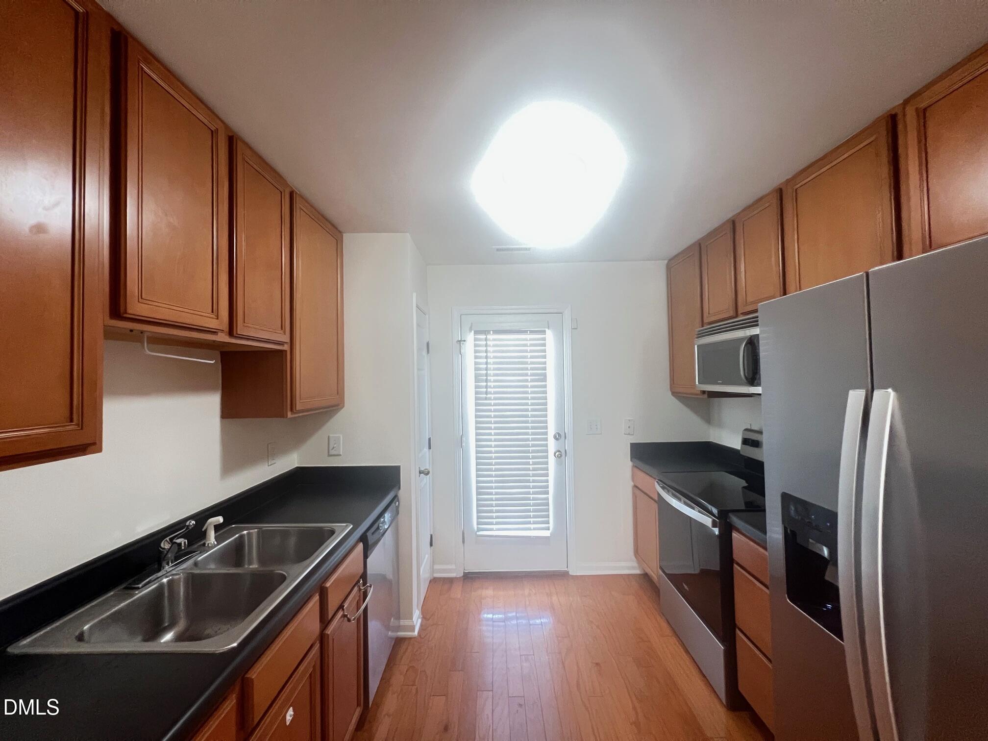 9910 Marni Court Property Photo 7