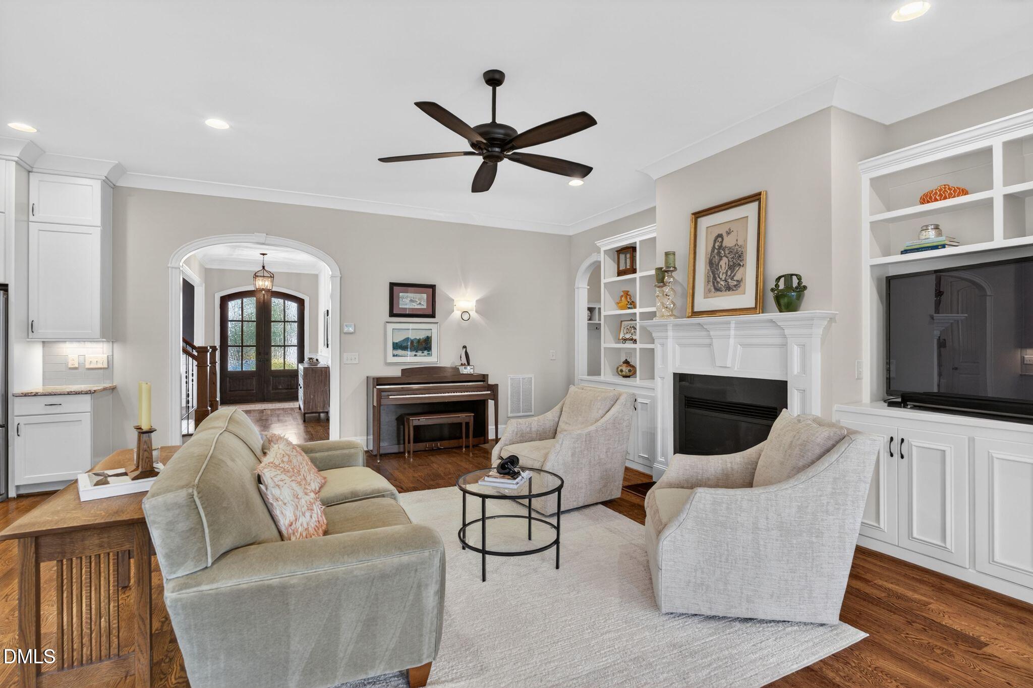 1009 Kensley Haven Court Property Photo 8