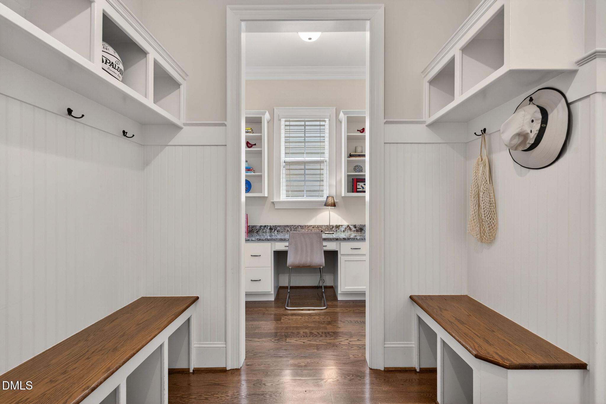 1009 Kensley Haven Court Property Photo 20
