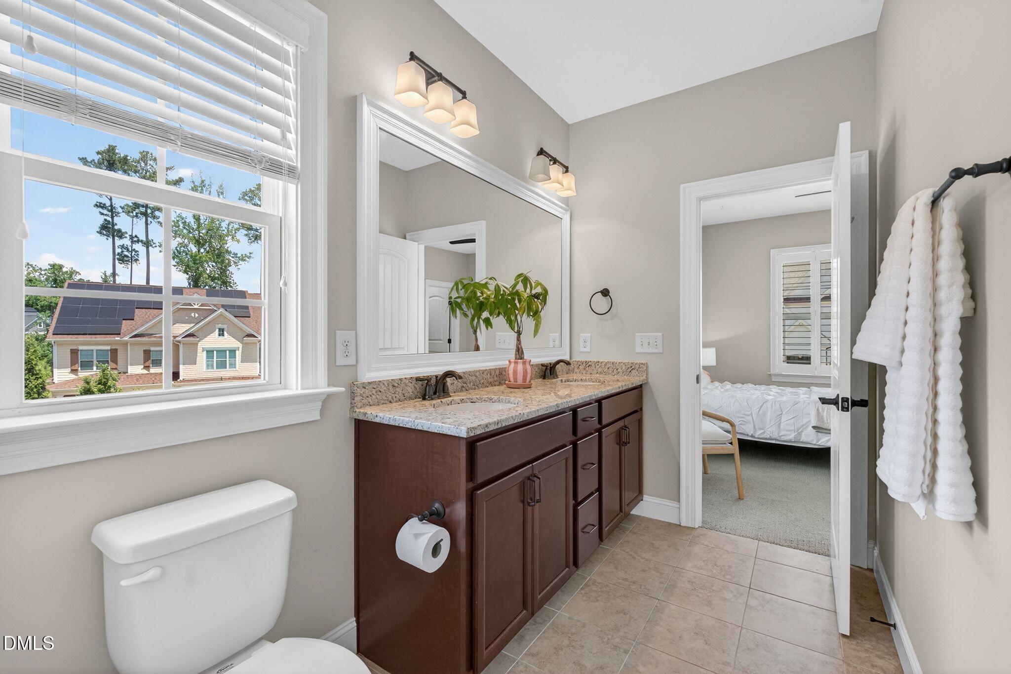 1009 Kensley Haven Court Property Photo 34
