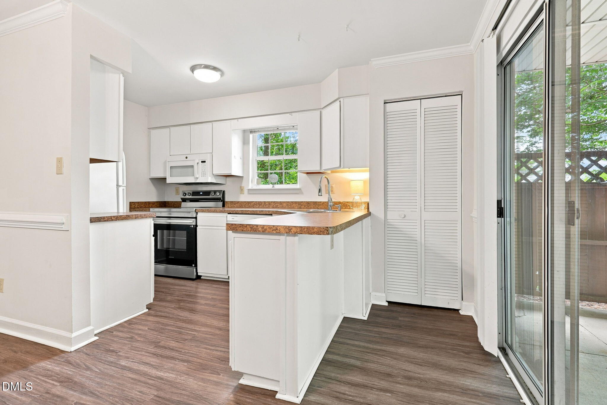 381 Summerwalk Circle Property Photo 15