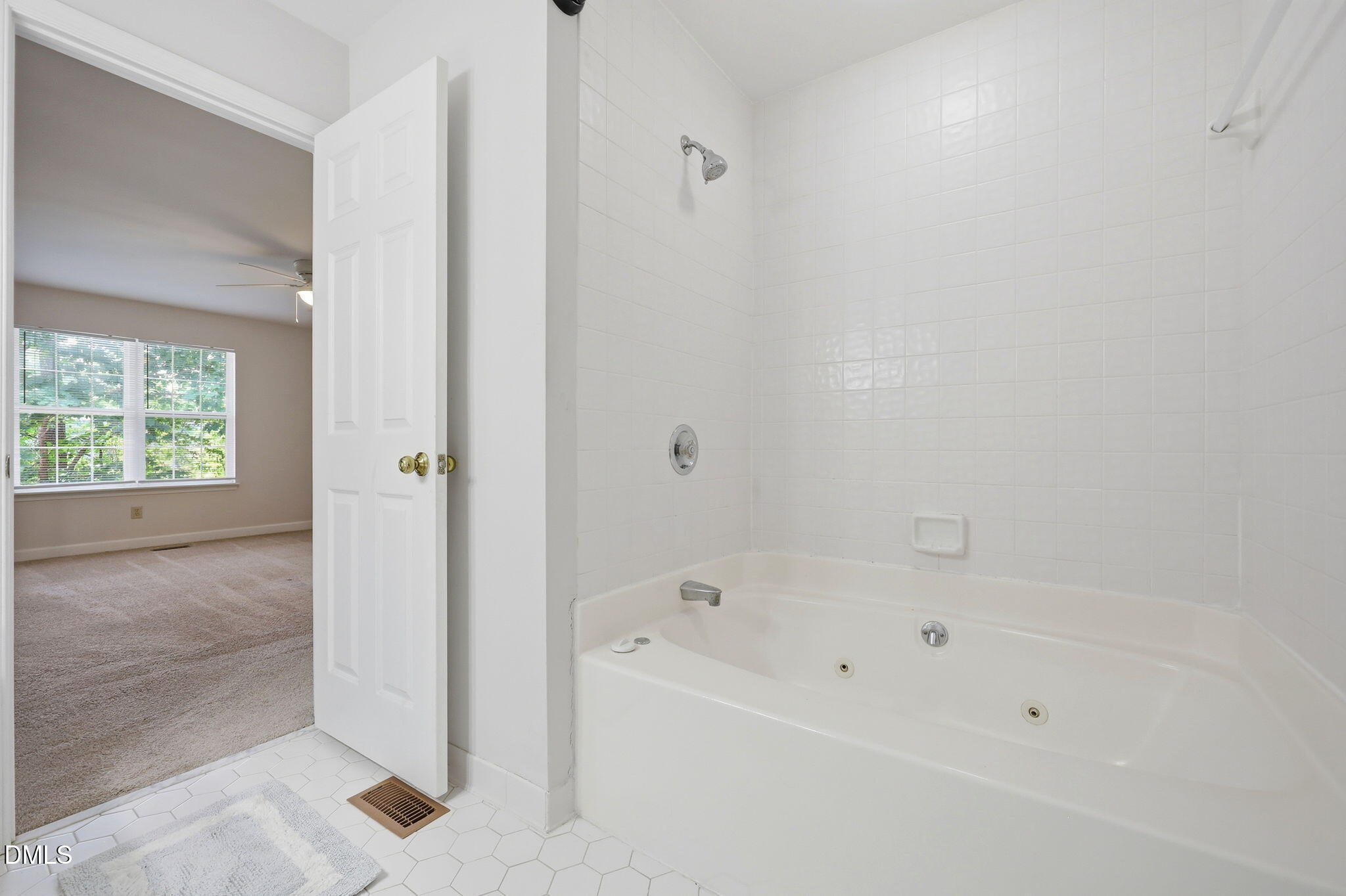 381 Summerwalk Circle Property Photo 26