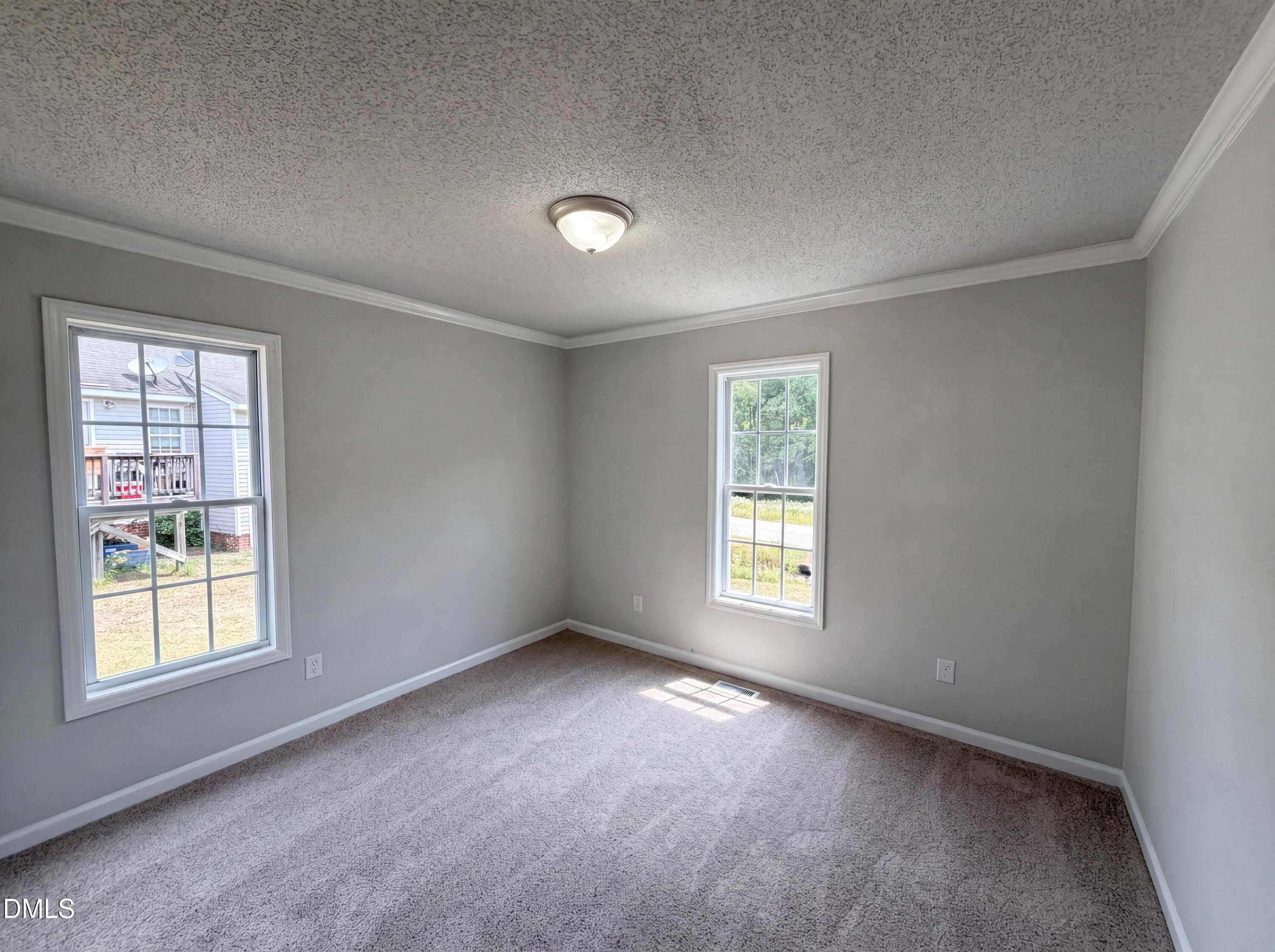 1024 Laurel Leaf Road Property Photo 9