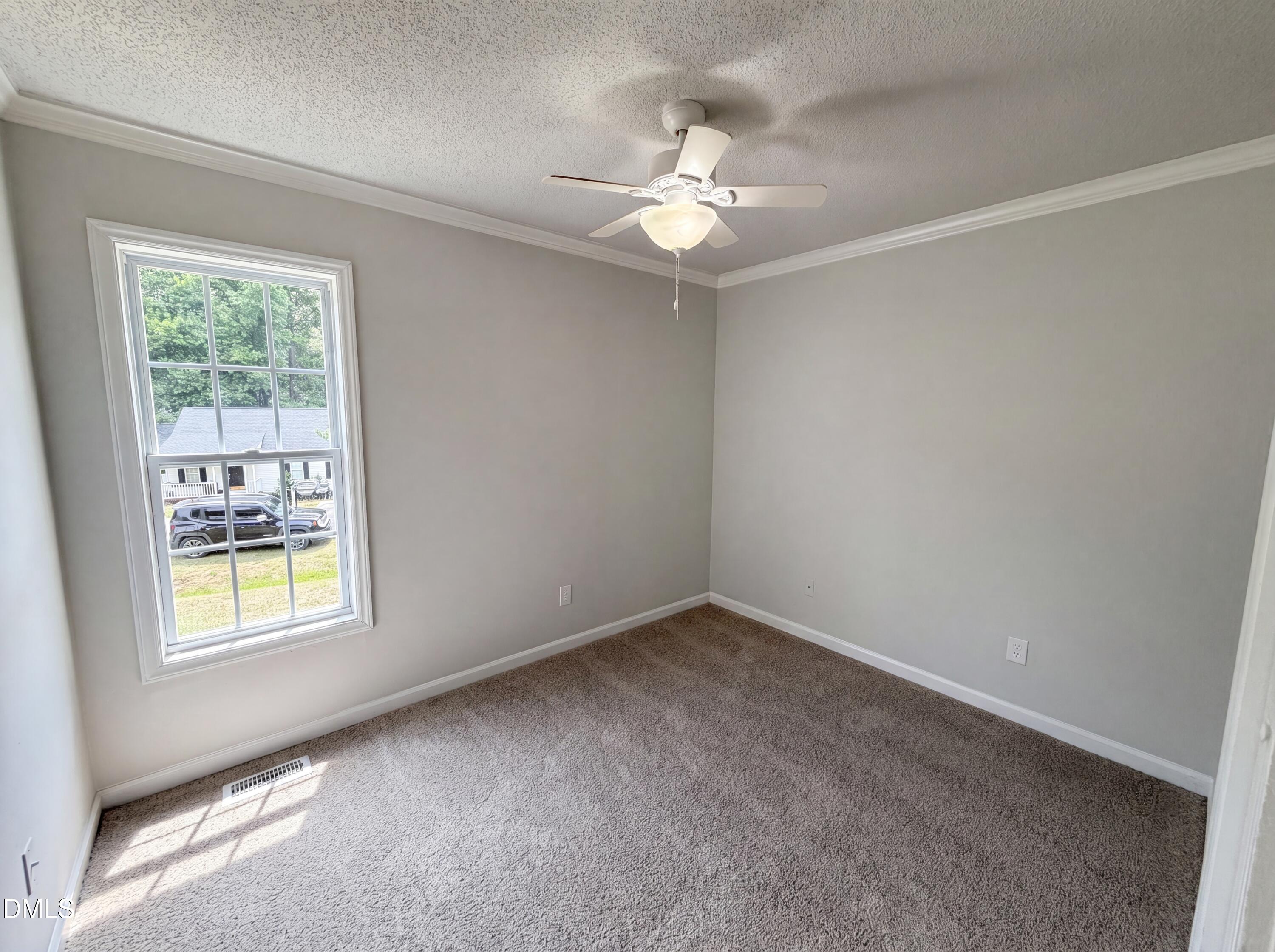 1024 Laurel Leaf Road Property Photo 11