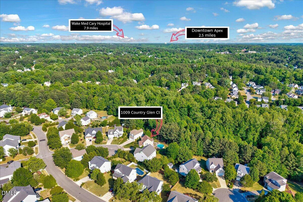 1009 Country Glen Court Property Photo 46