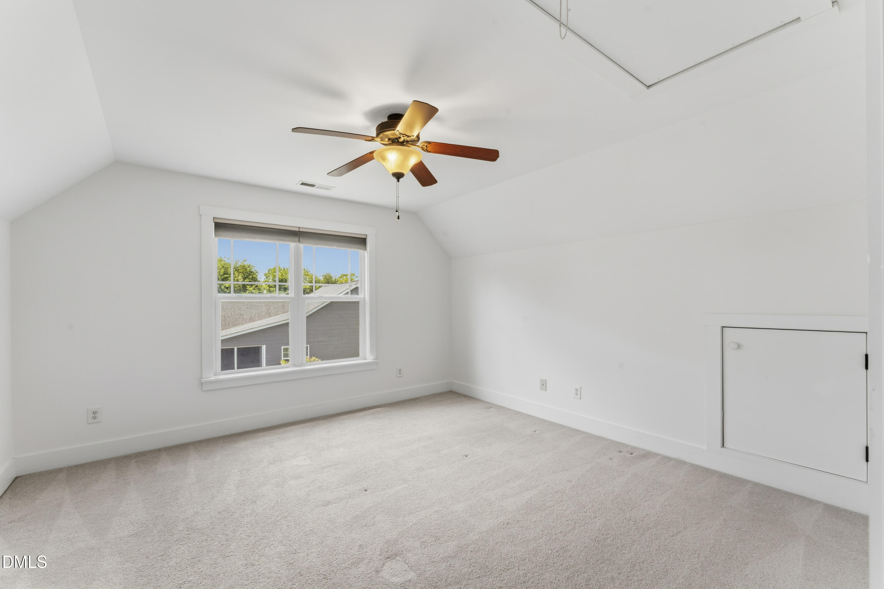 160 Braddock Drive Property Photo 25