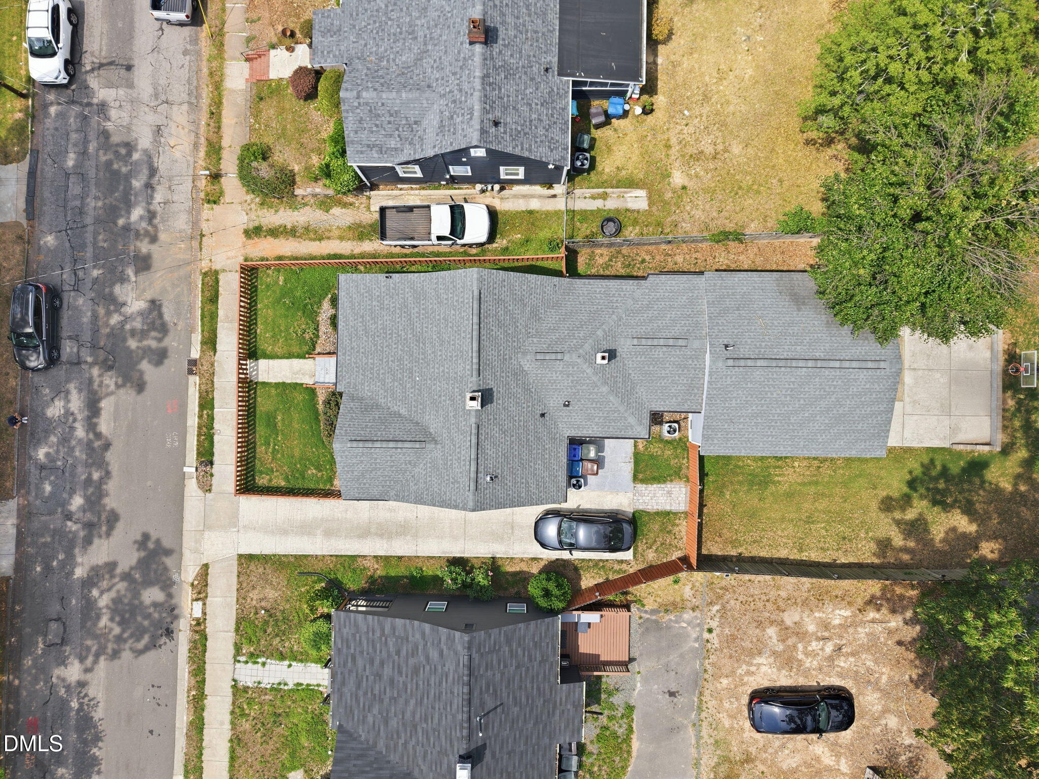 1110 N Driver Street Property Photo 8